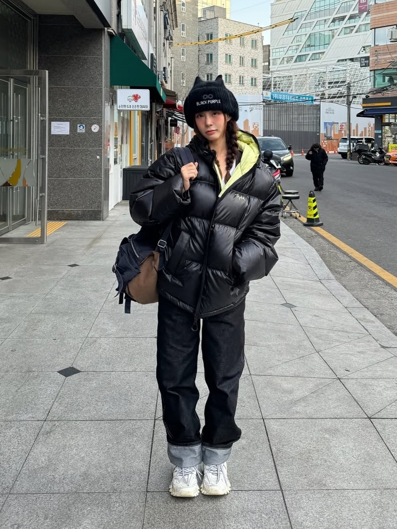 TONY HAWK Balboa Ripstop Hooded Down Short Puffer Black 착용 스타일 - 2