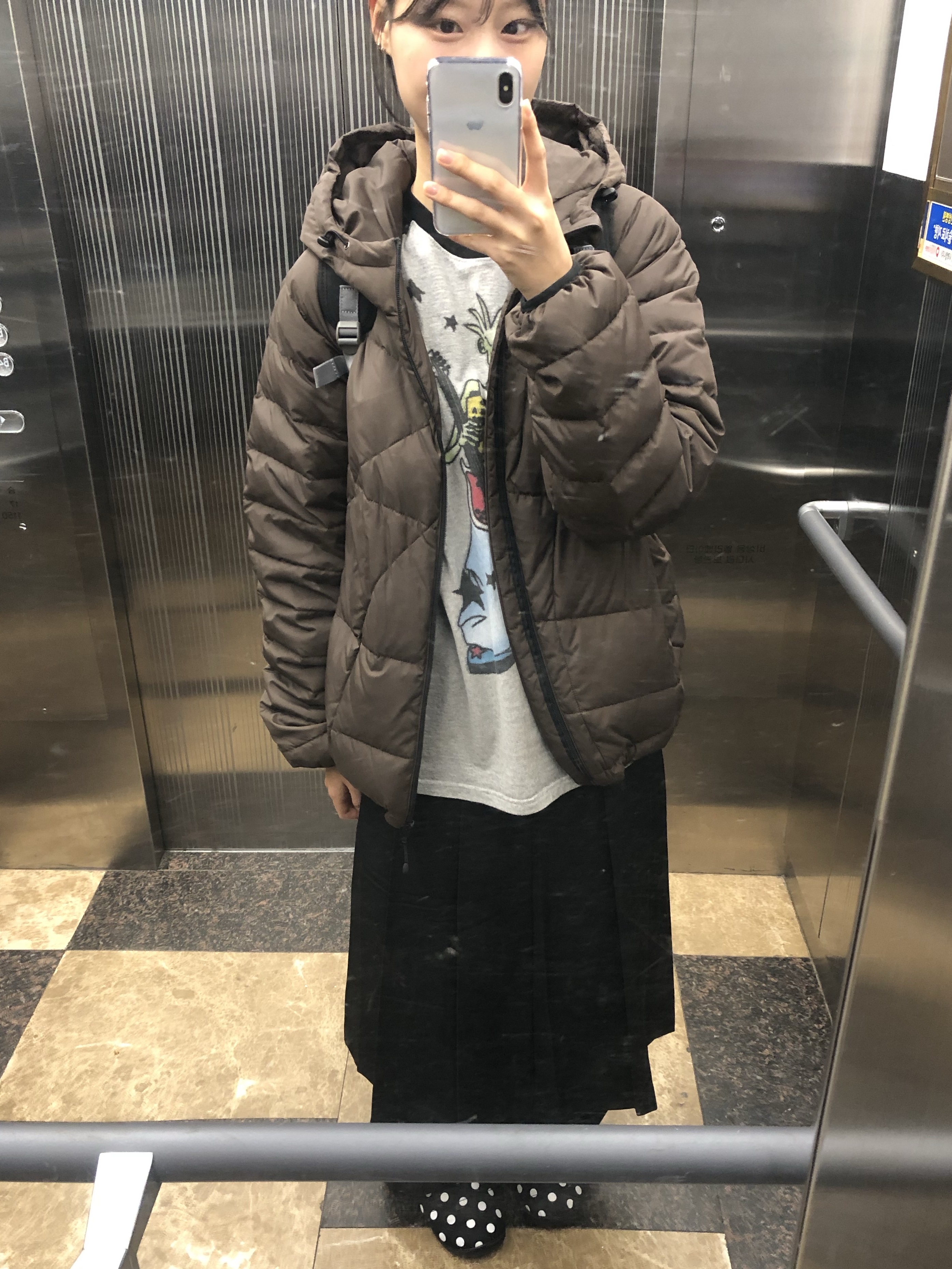Hatchingroom Web Goose Down Puffer Brown 착용 스타일