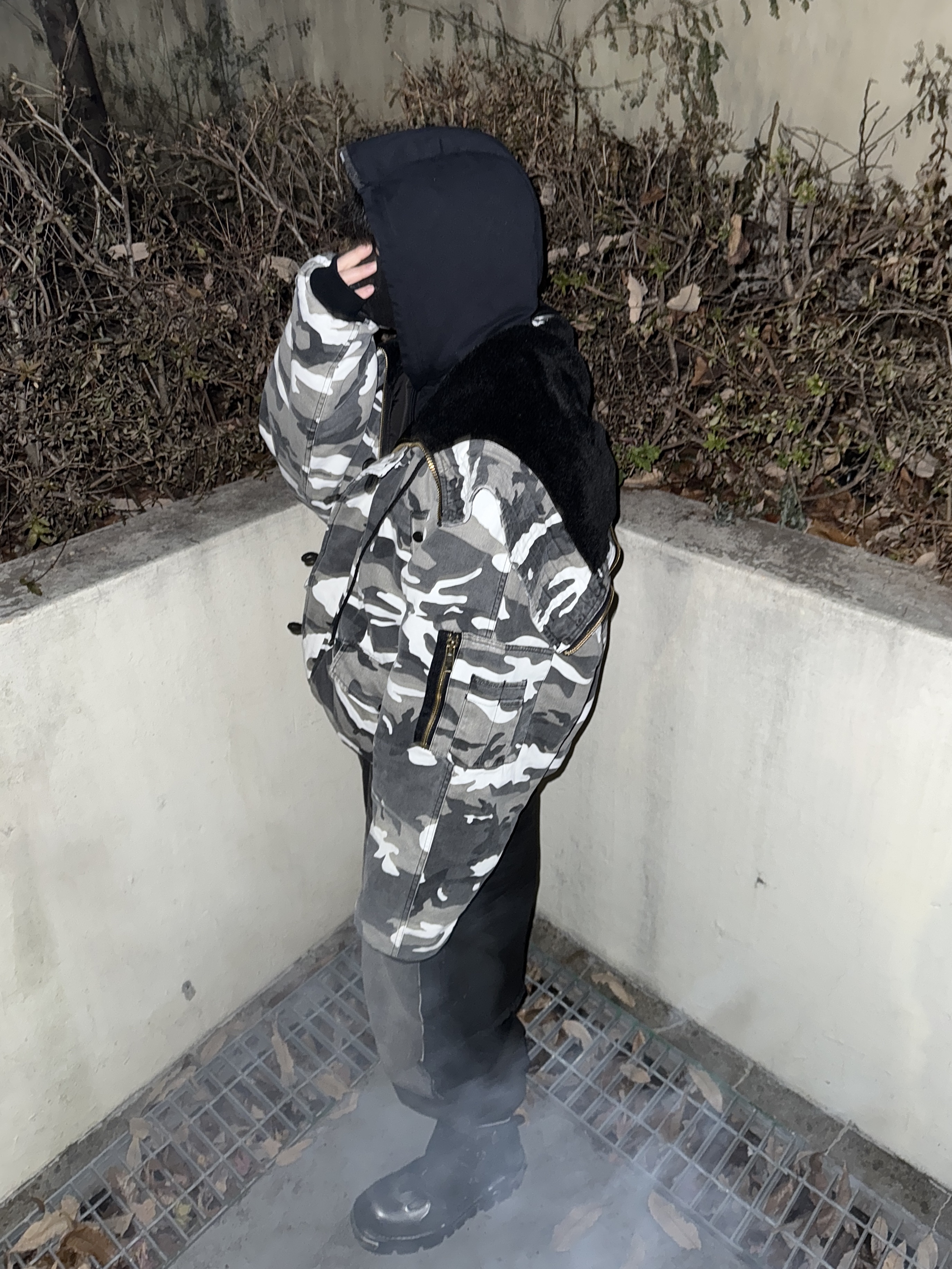 Project G/R Oversized N2b Jacket Khaki, Project G/R Two Faced Denim Pants Black 착용 스타일 - 4