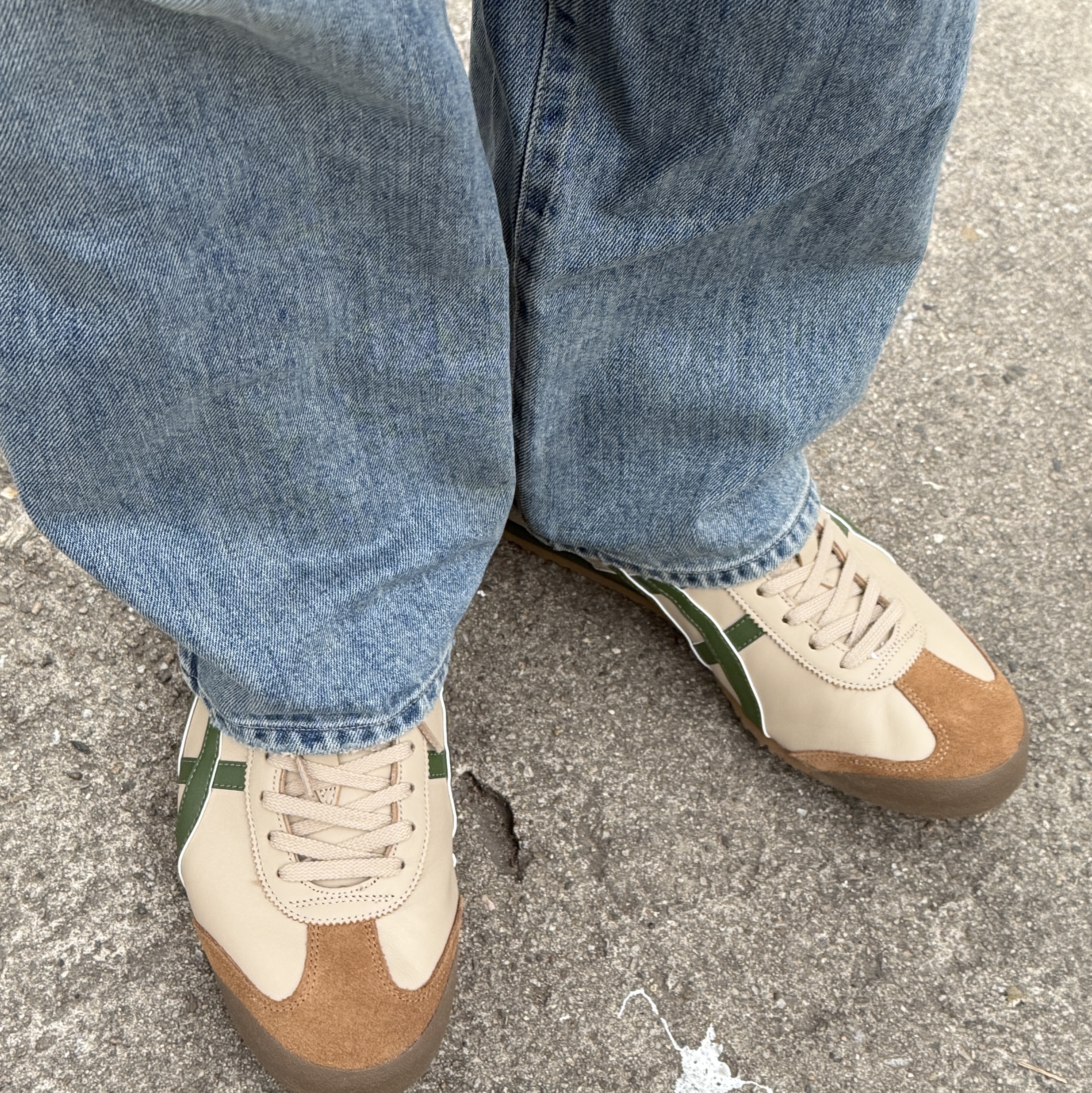 Onitsuka Tiger Mexico 66 Beige Grass Green 착용 스타일 - 2