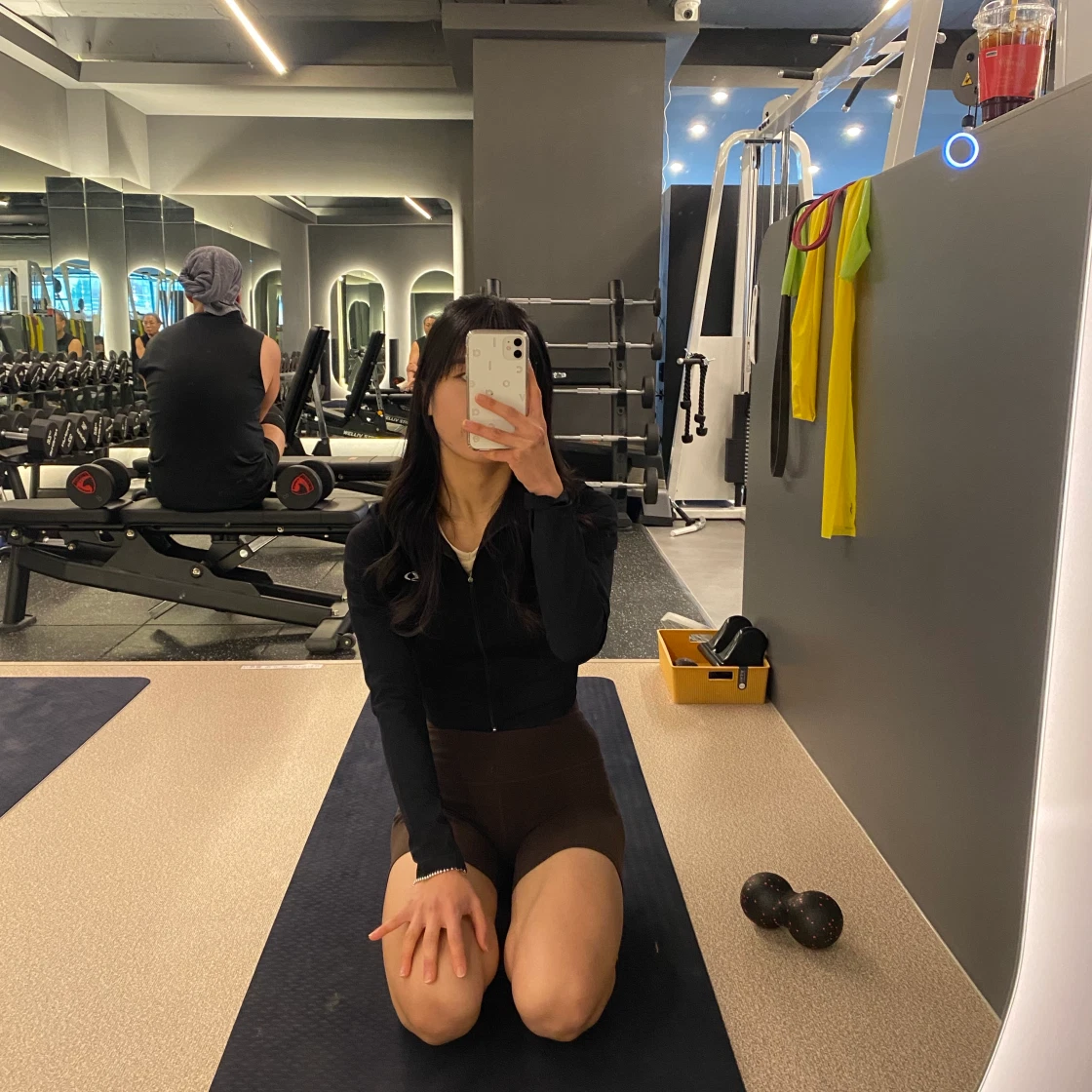 (W) 룰루레몬 얼라인 슈퍼 하이라이즈 6인치 쇼츠 블랙 - 아시아 | Lululemon | KREAM KREAM | 한정판 거래의 FLEX