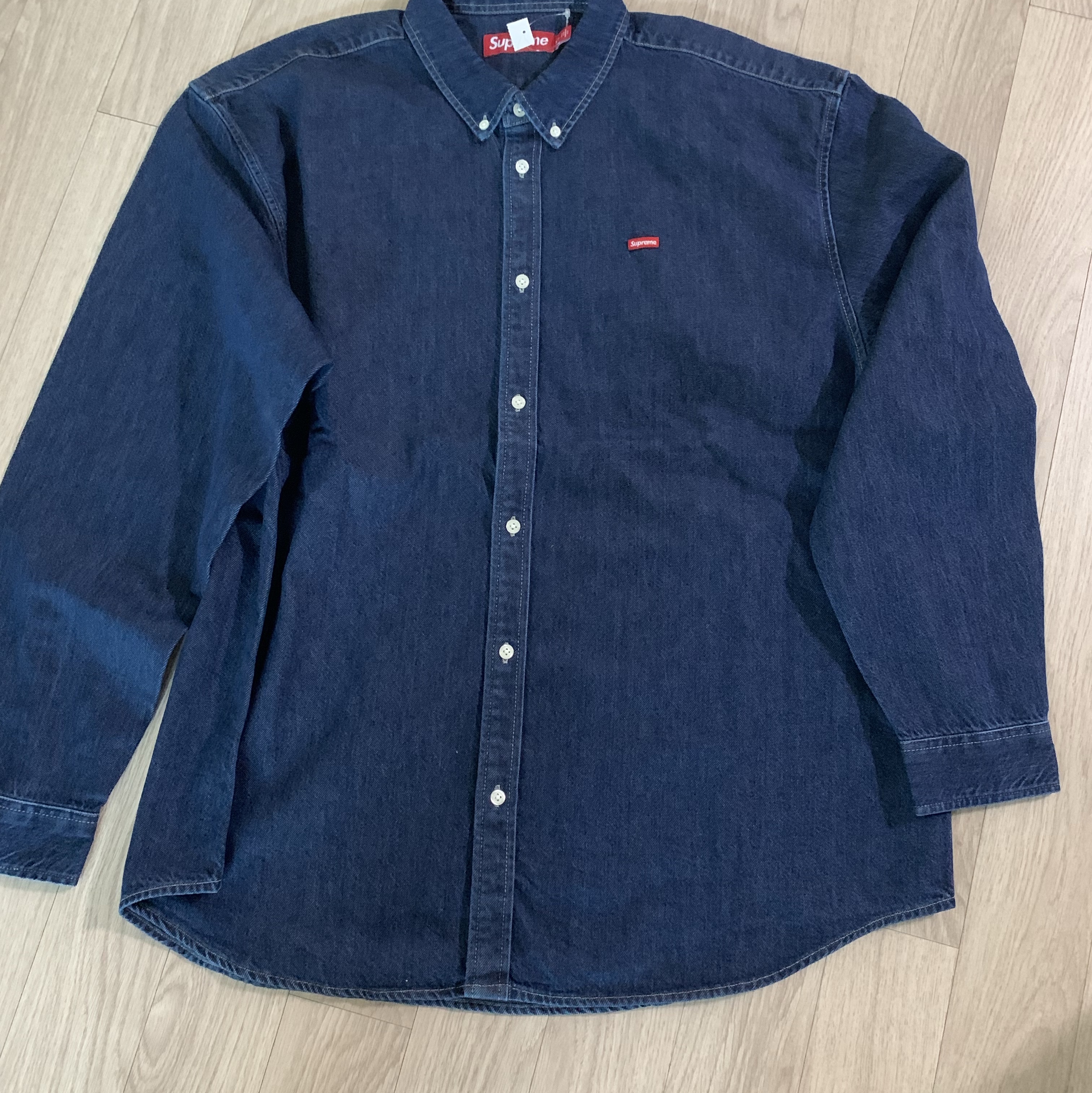 Supreme Small Box Shirt Rinsed Denim - 24FW 착용 스타일 - 2