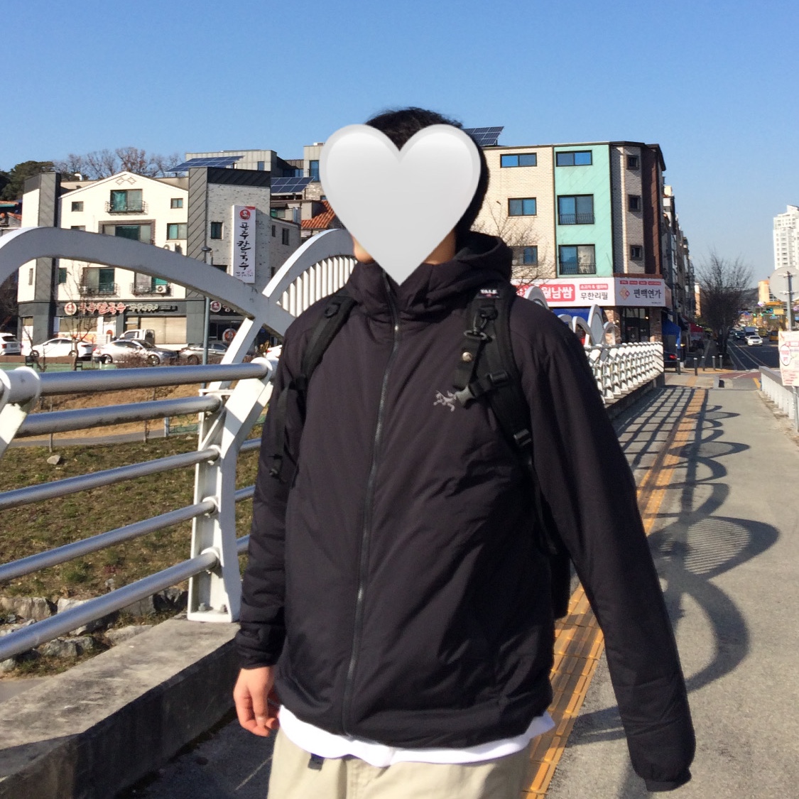 Arc'teryx Atom Heavyweight Hoody Black 착용 스타일 - 3