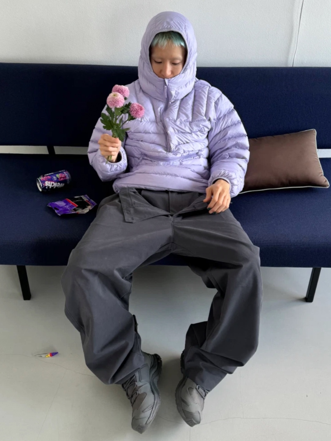 Sansan Gear Suffix Puffer Jacket Sky Blue - 24FW, The North Face Summit Mattehorn RDS Down Jacket Light Gray 착용 스타일 - 4