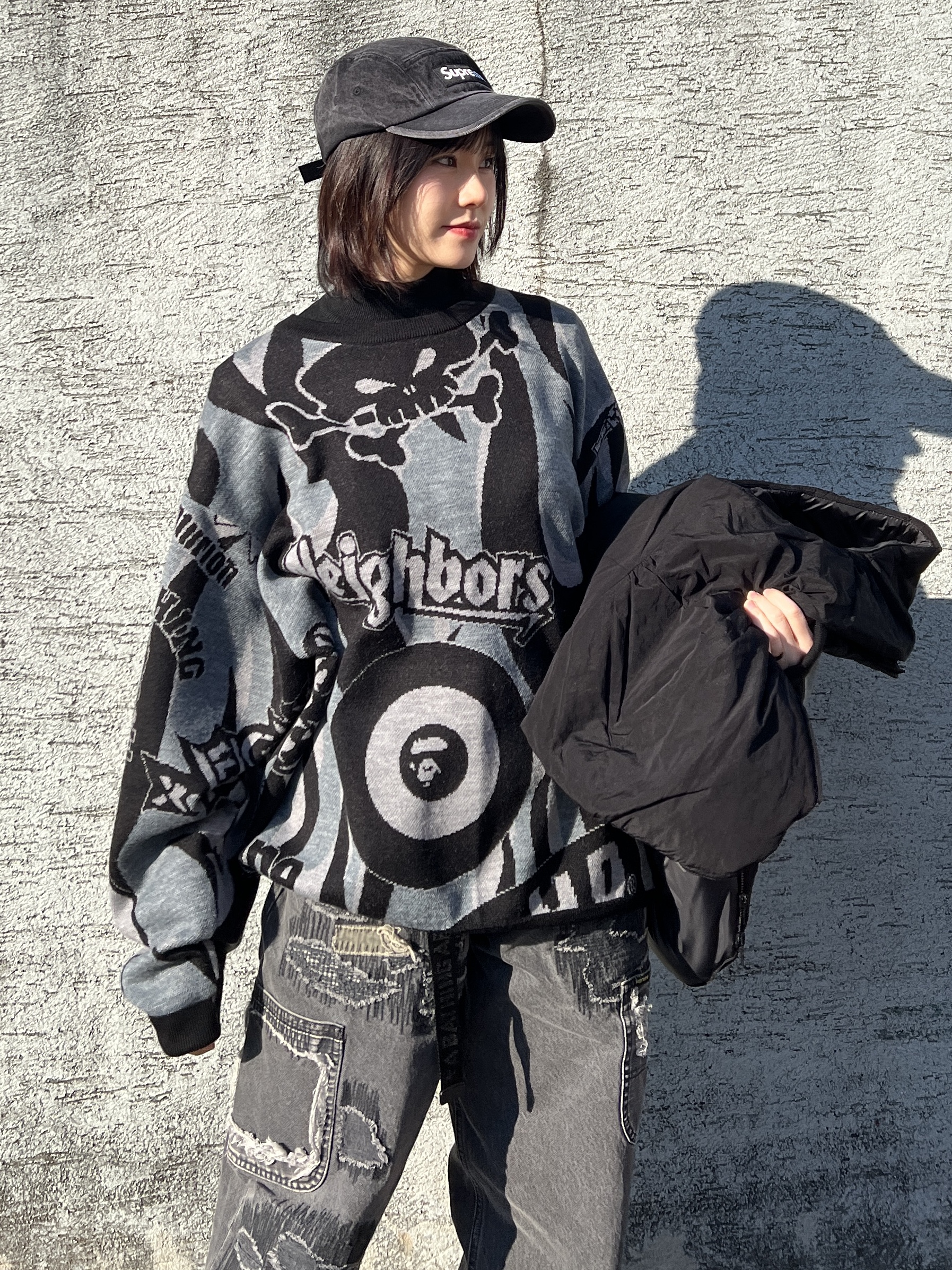 BAPE x Neighborhood Relaxed Fit Knit Black, Supreme x Blackmeans Mended Loose Fit Jean Washed Black - 23FW 착용 스타일 - 2