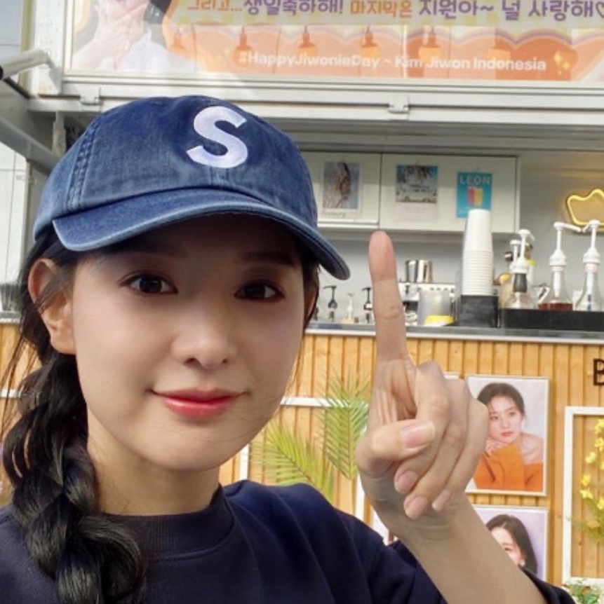 Supreme Pigment S Logo 6-Panel Denim - 24FW 착용 스타일
