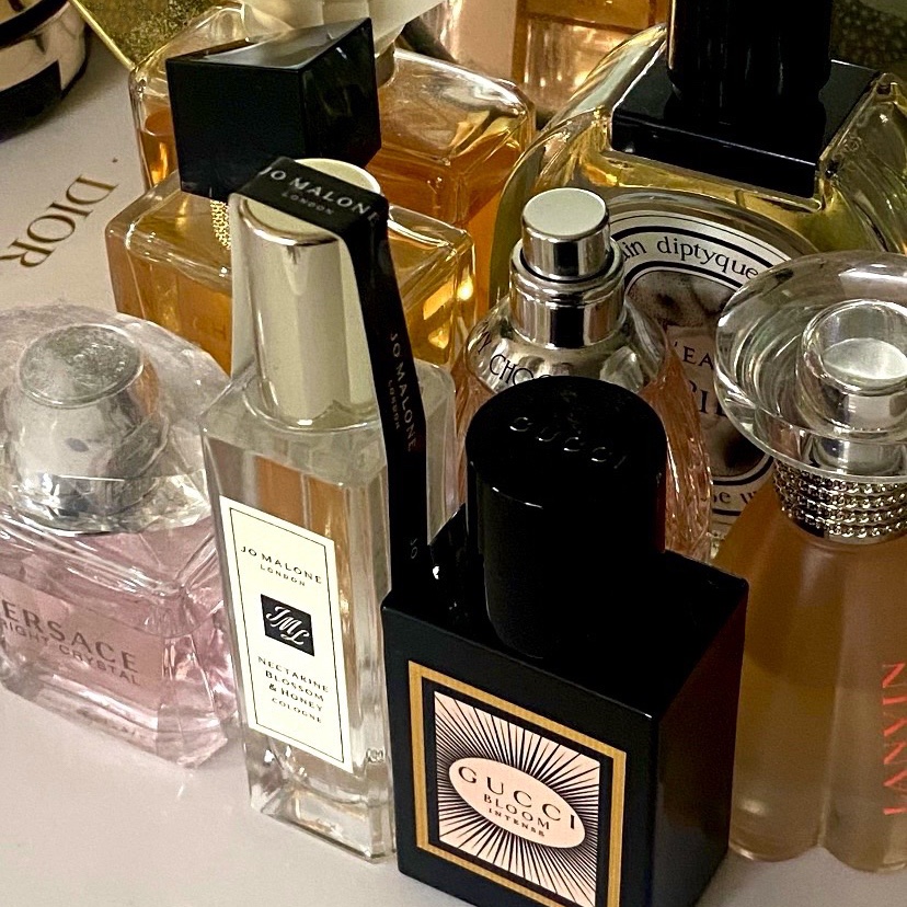 Gucci Bloom Eau De Perfum Intense 50ml, Jo Malone Nectarine Blossom & Honey Cologne 100ml 착용 스타일