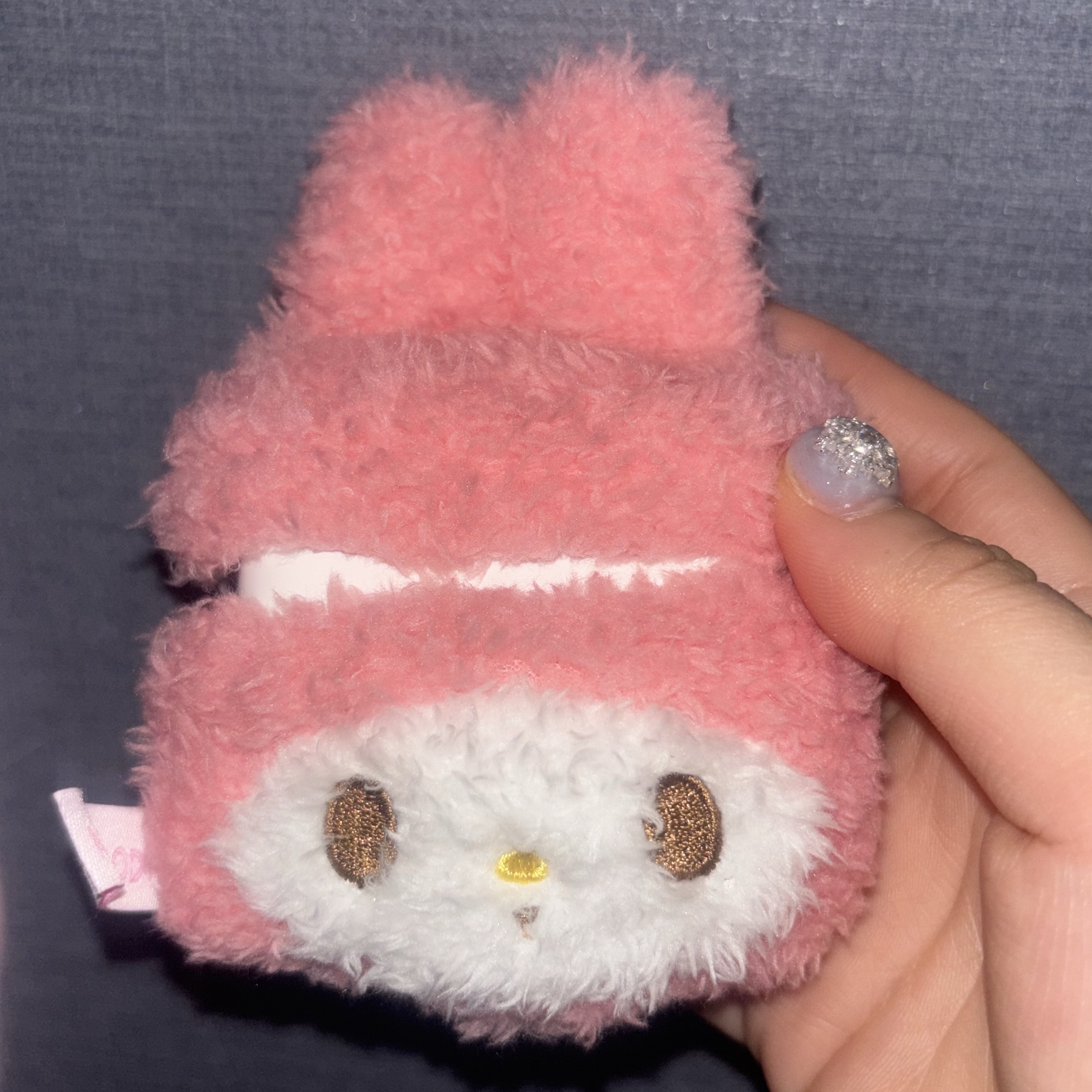 Sanrio My Melody Fluffy AirPods Pro 1st/2nd gen Case 착용 스타일
