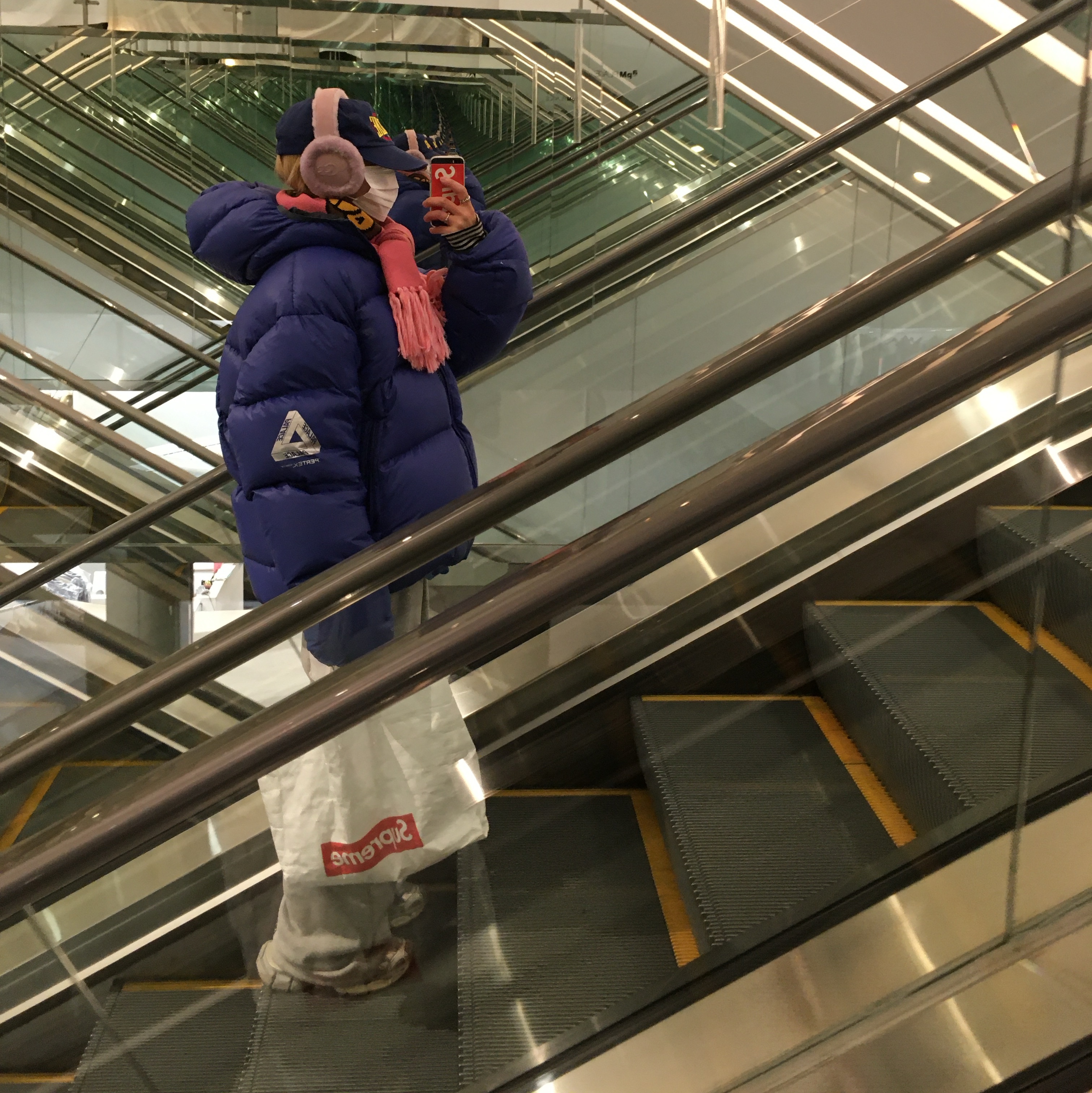 Palace Pertex Opaque Balaclava Puffa Deep Ultra - 24FW 착용 스타일