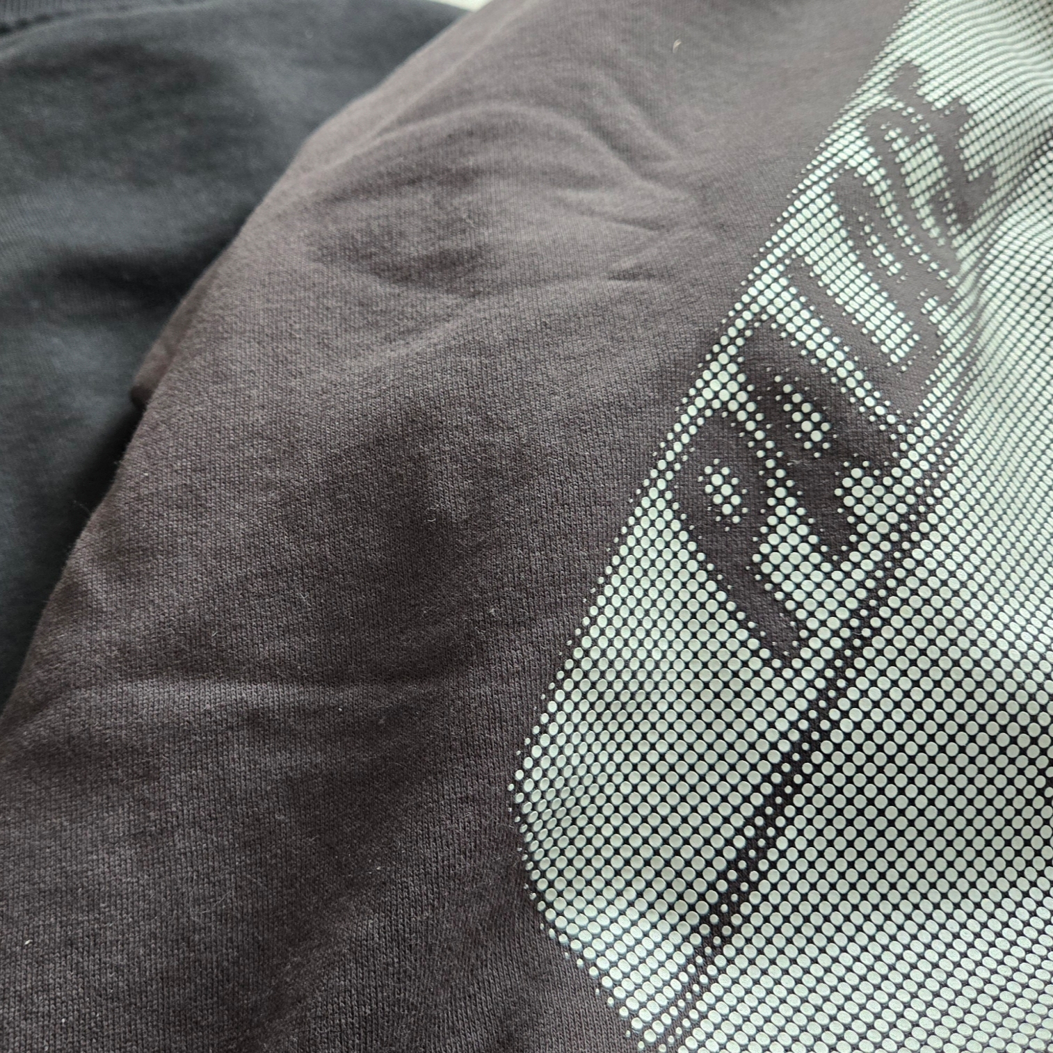 Palace Bit Grippy Tri-Ferg Hood Black - 24SS 착용 스타일
