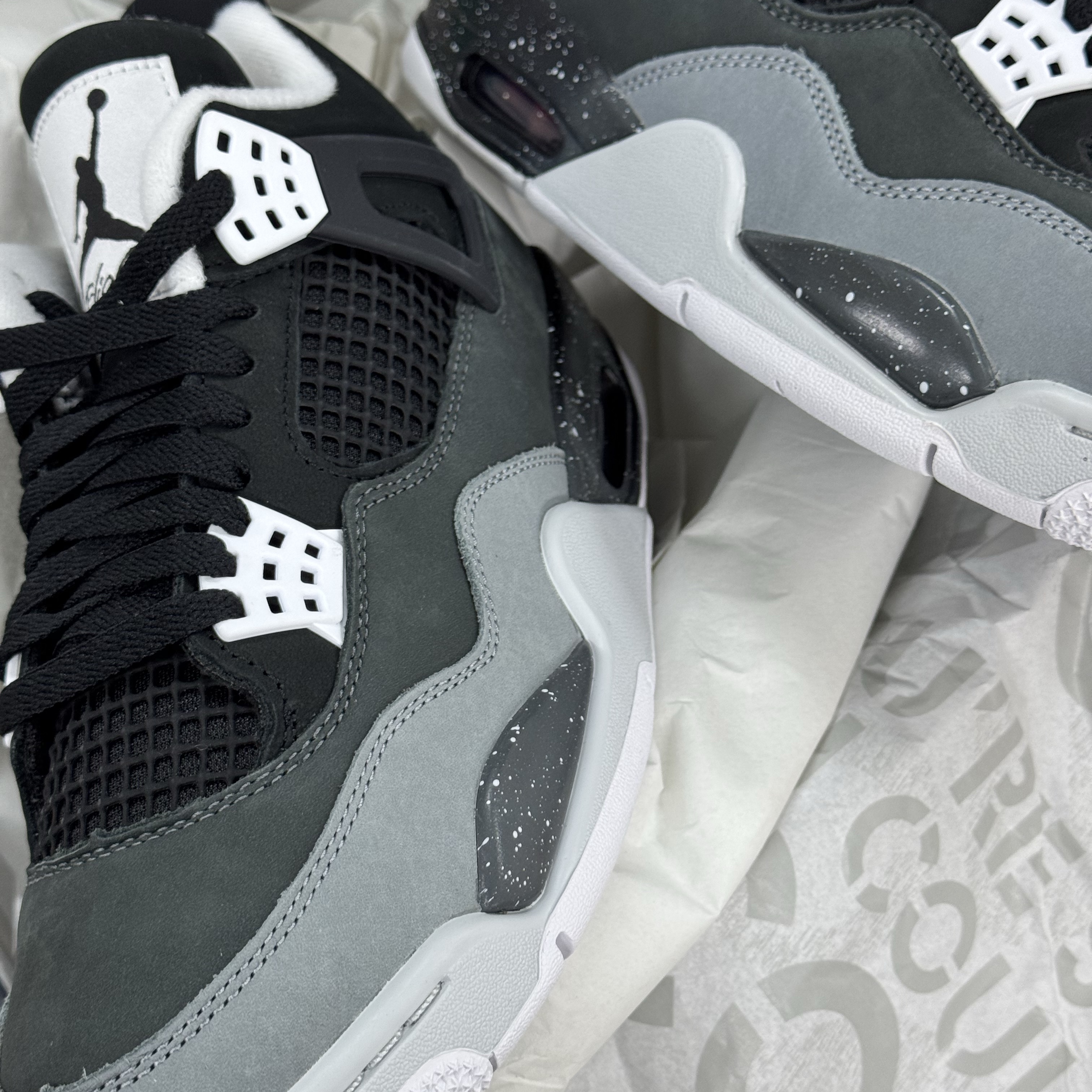 Jordan 4 Retro Fear 2024 착용 스타일