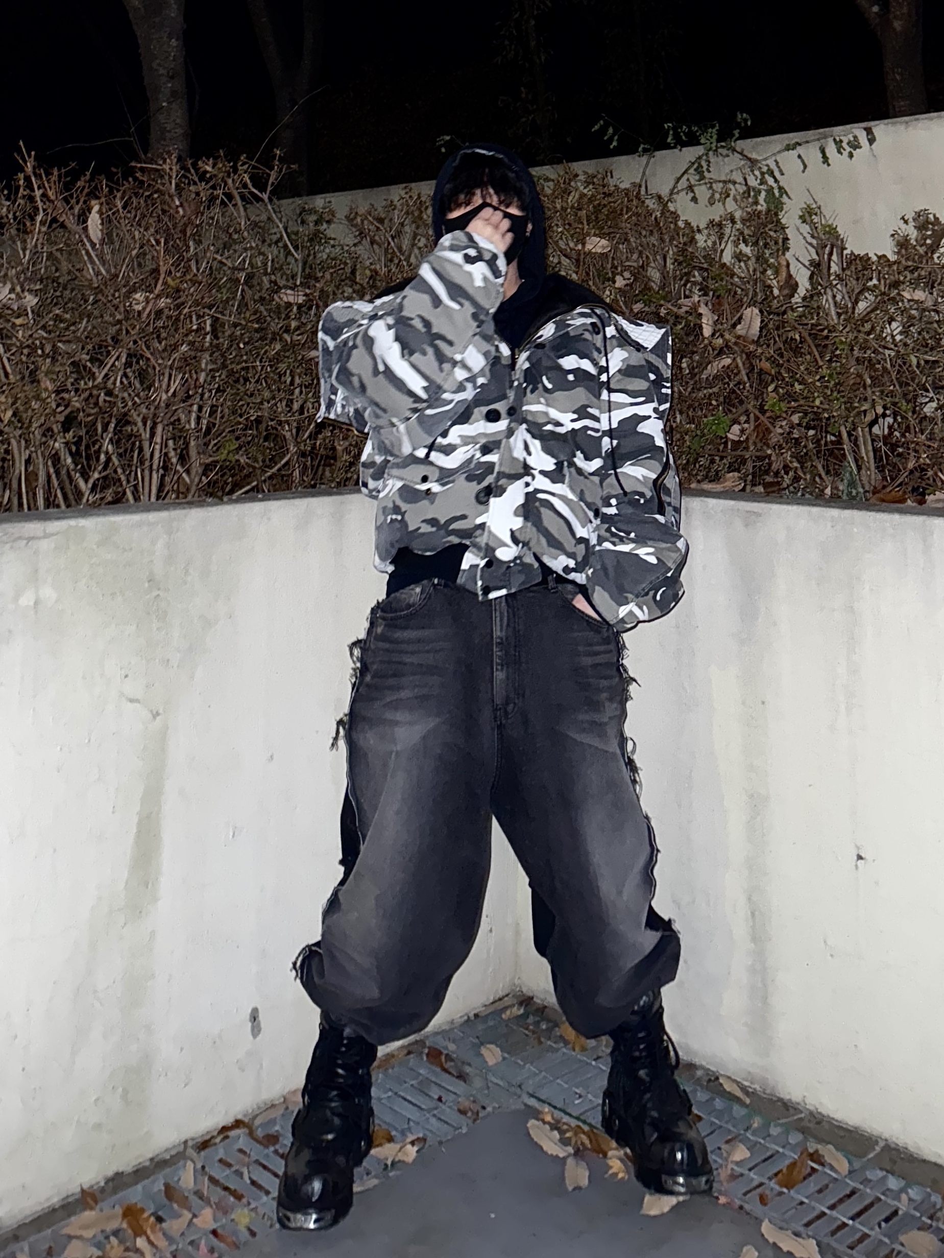 Project G/R Oversized N2b Jacket Khaki, Project G/R Two Faced Denim Pants Black 착용 스타일 - 1