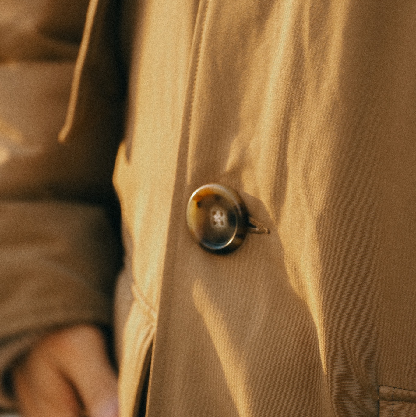 Woolrich Arctic Classic Fit Parka Beige - 24FW, Gentle Monster x Maison Margiela MM114 Black Clear 착용 스타일 - 4