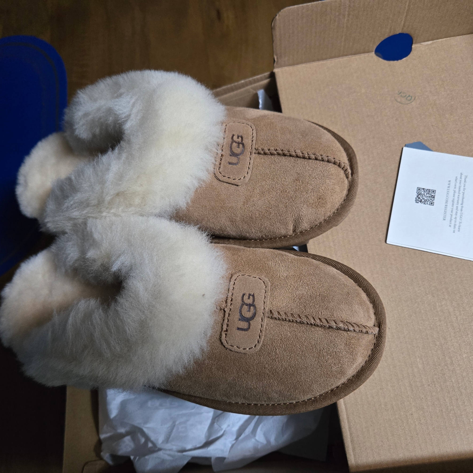 (W) UGG Coquette Slipper Chestnut 착용 스타일 - 2