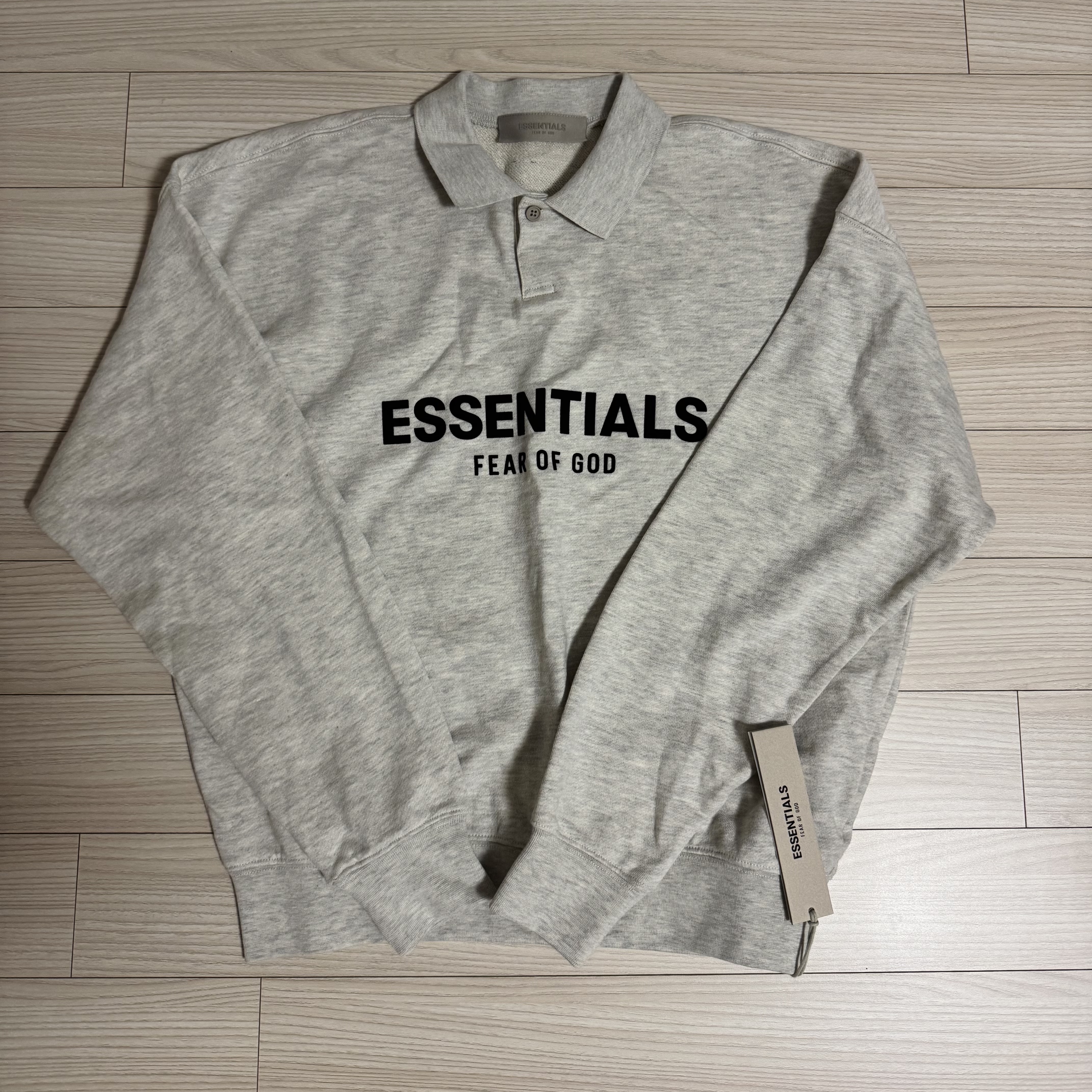 (Kids) Essentials The Core Collection Long Sleeve Polo Light Oatmeal 착용 스타일