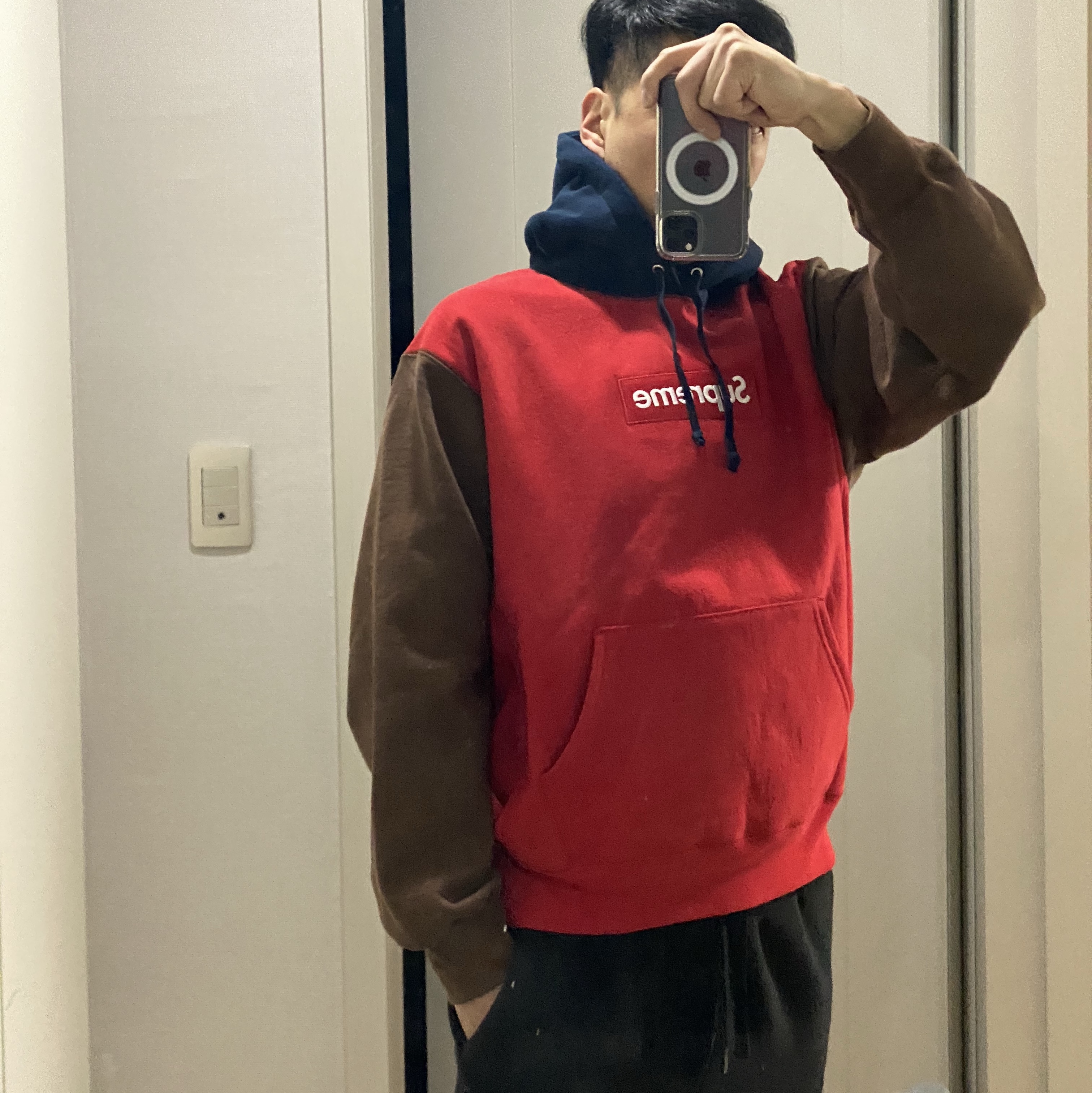 Supreme Box Logo Hooded Sweatshirt Multicolor - 24FW, Supreme Box Logo Hooded Sweatshirt Green - 24FW 착용 스타일 - 1