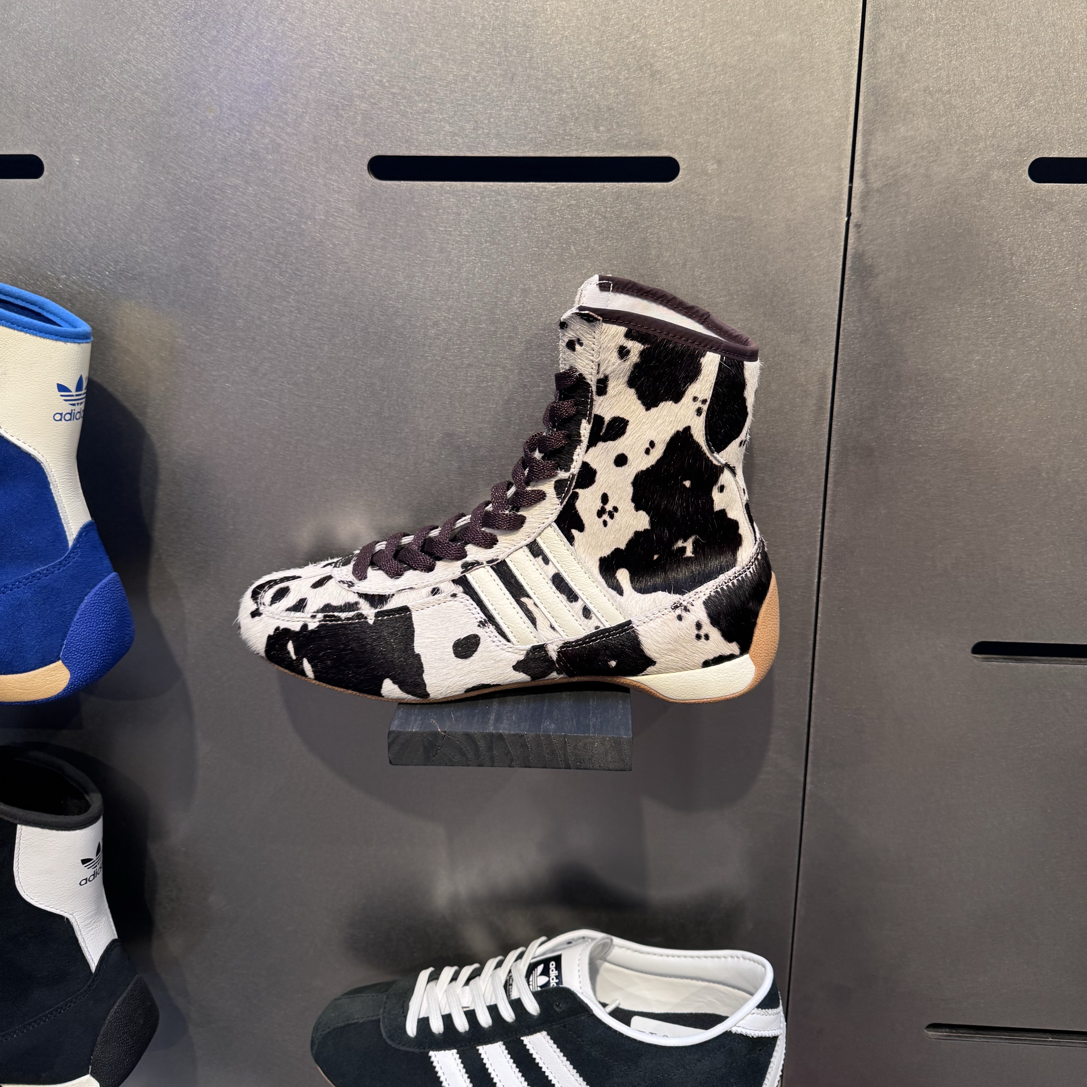 (W) Adidas Rasant Mid Shadow Brown Off White 착용 스타일