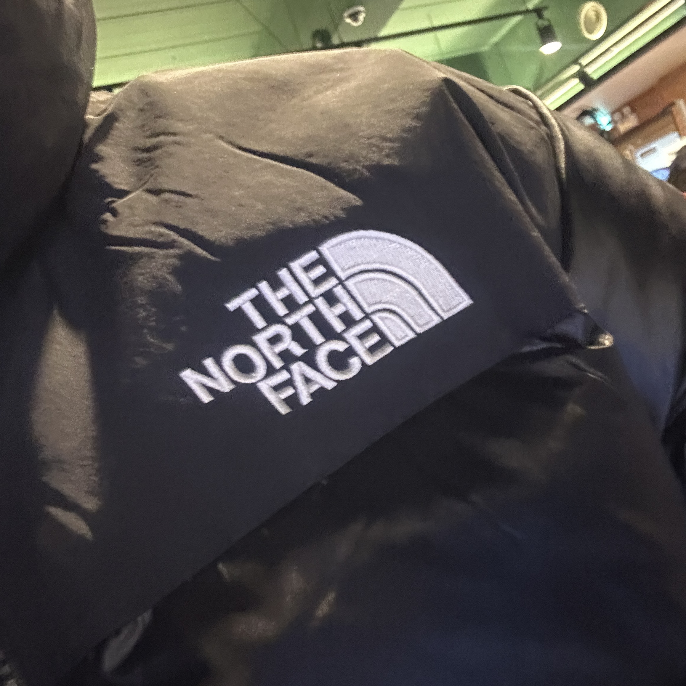 The North Face On Ball Jacket Black 착용 스타일