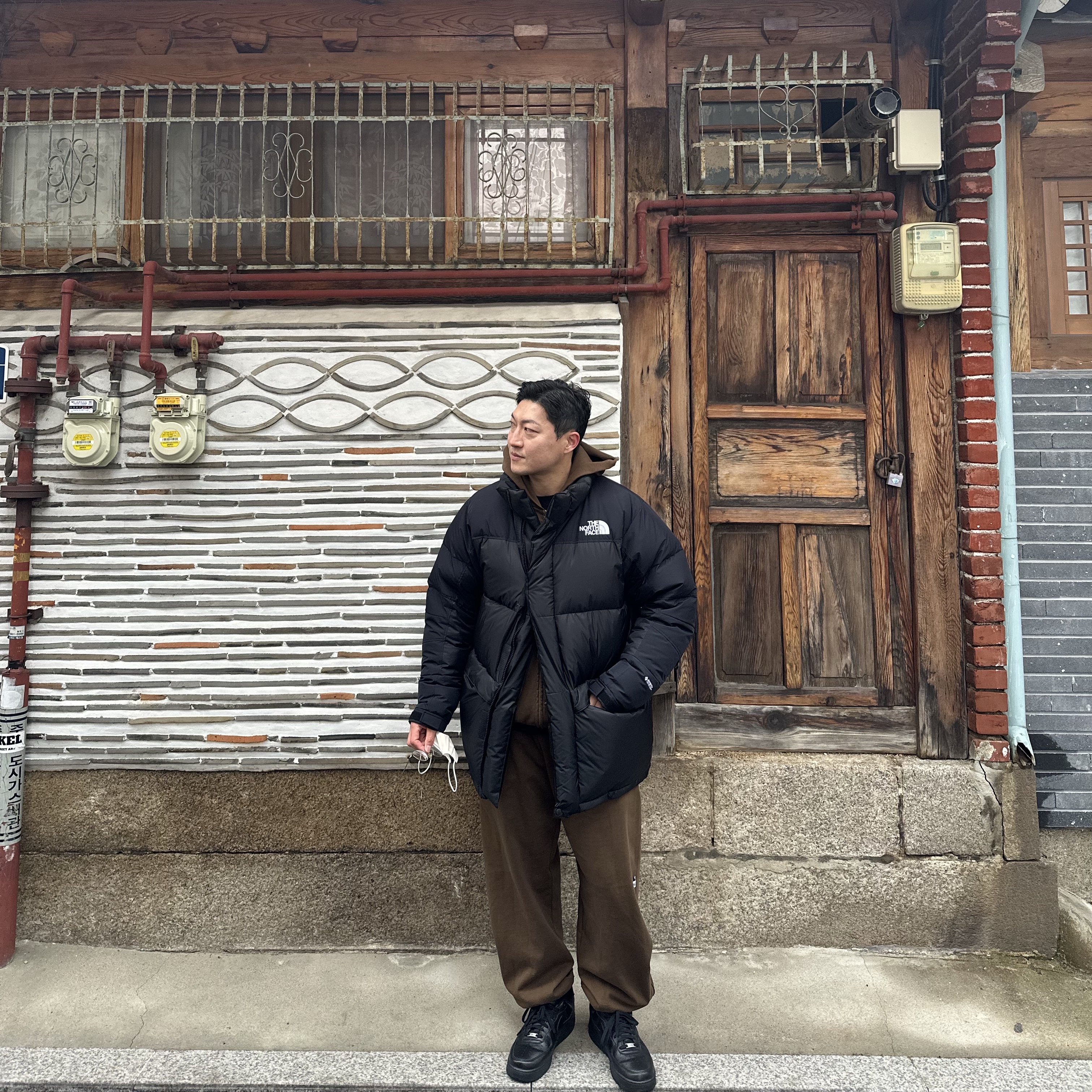 The North Face Him Down Parka Black, Nike x 1017 Alyx 9SM Air Force 1 Low SP Black 착용 스타일