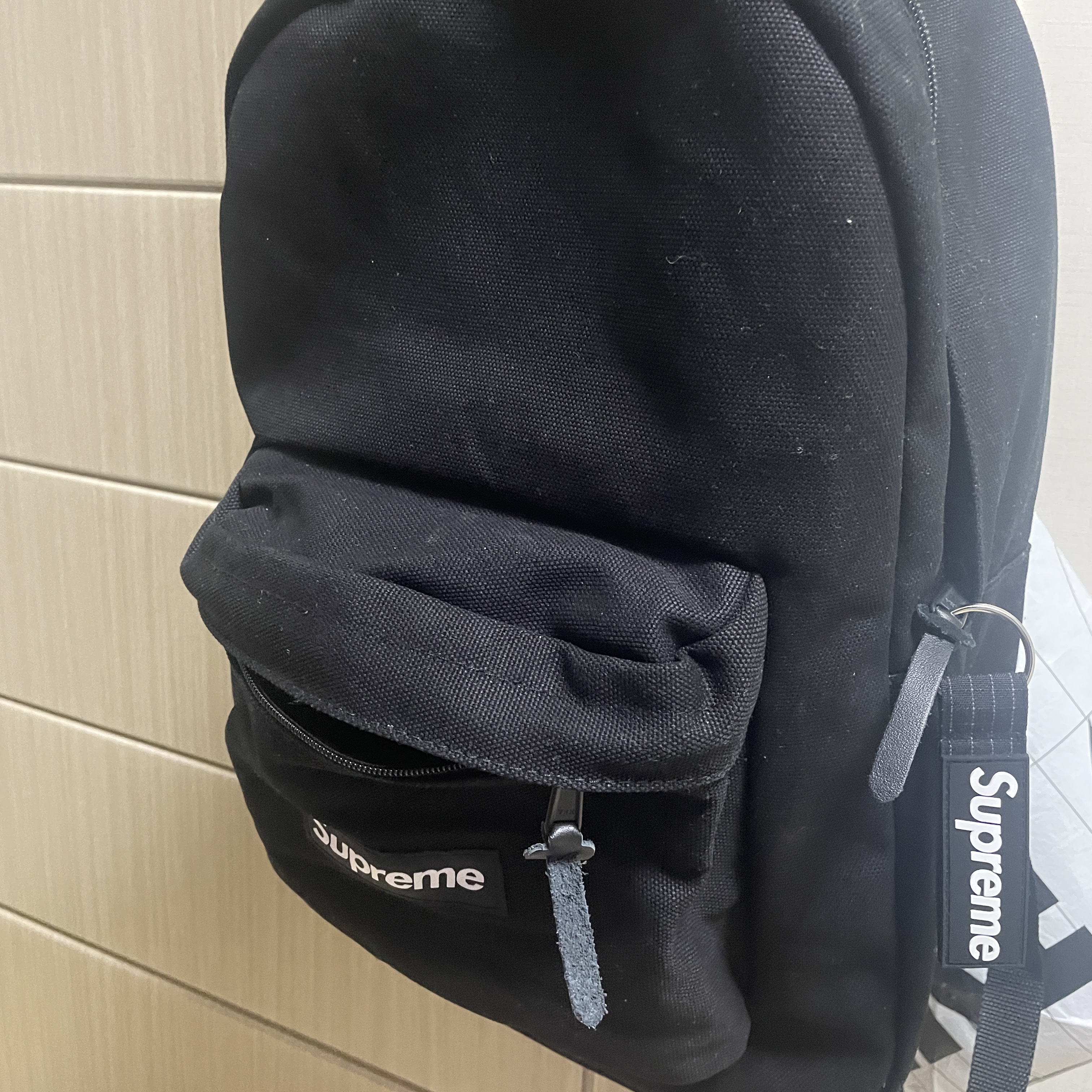 Supreme Ripstop Keychain Black - 24SS 착용 스타일
