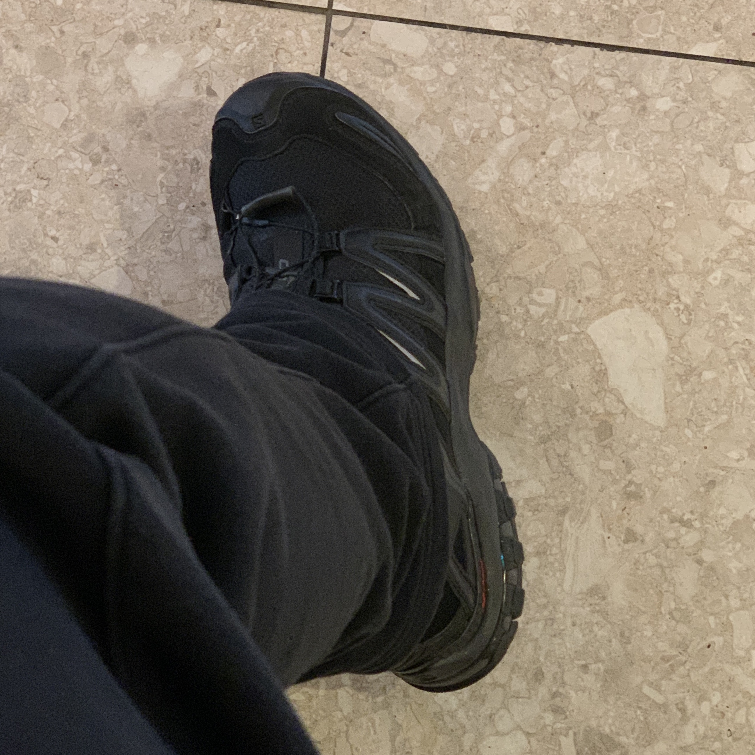 Salomon XA Pro 3D GTX Black Magnet 착용 스타일