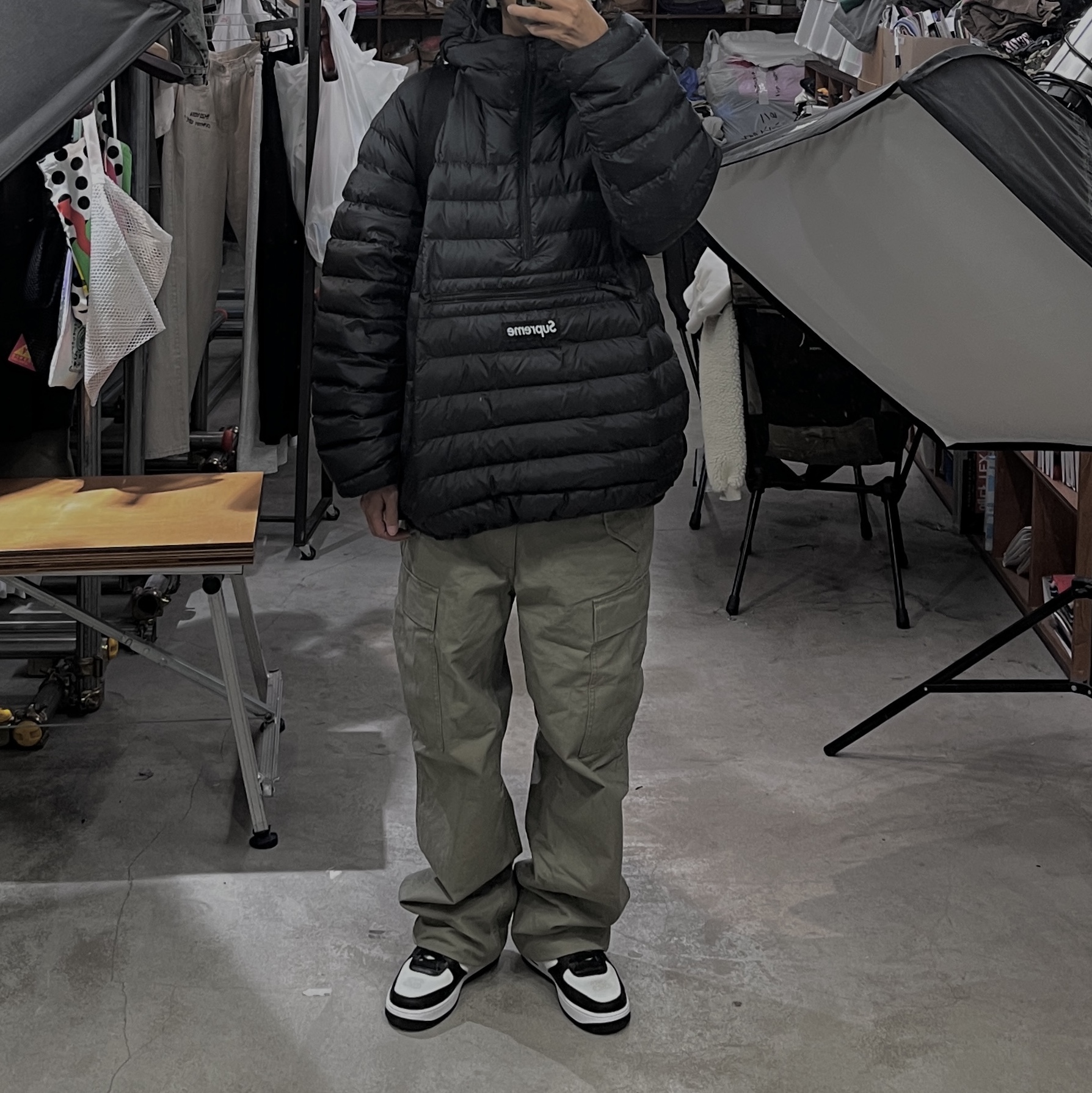 Supreme Micro Down Half Zip Hooded Pullover Black - 24FW, Stussy Ripstop Military Cargo Pants Olive 착용 스타일 - 1