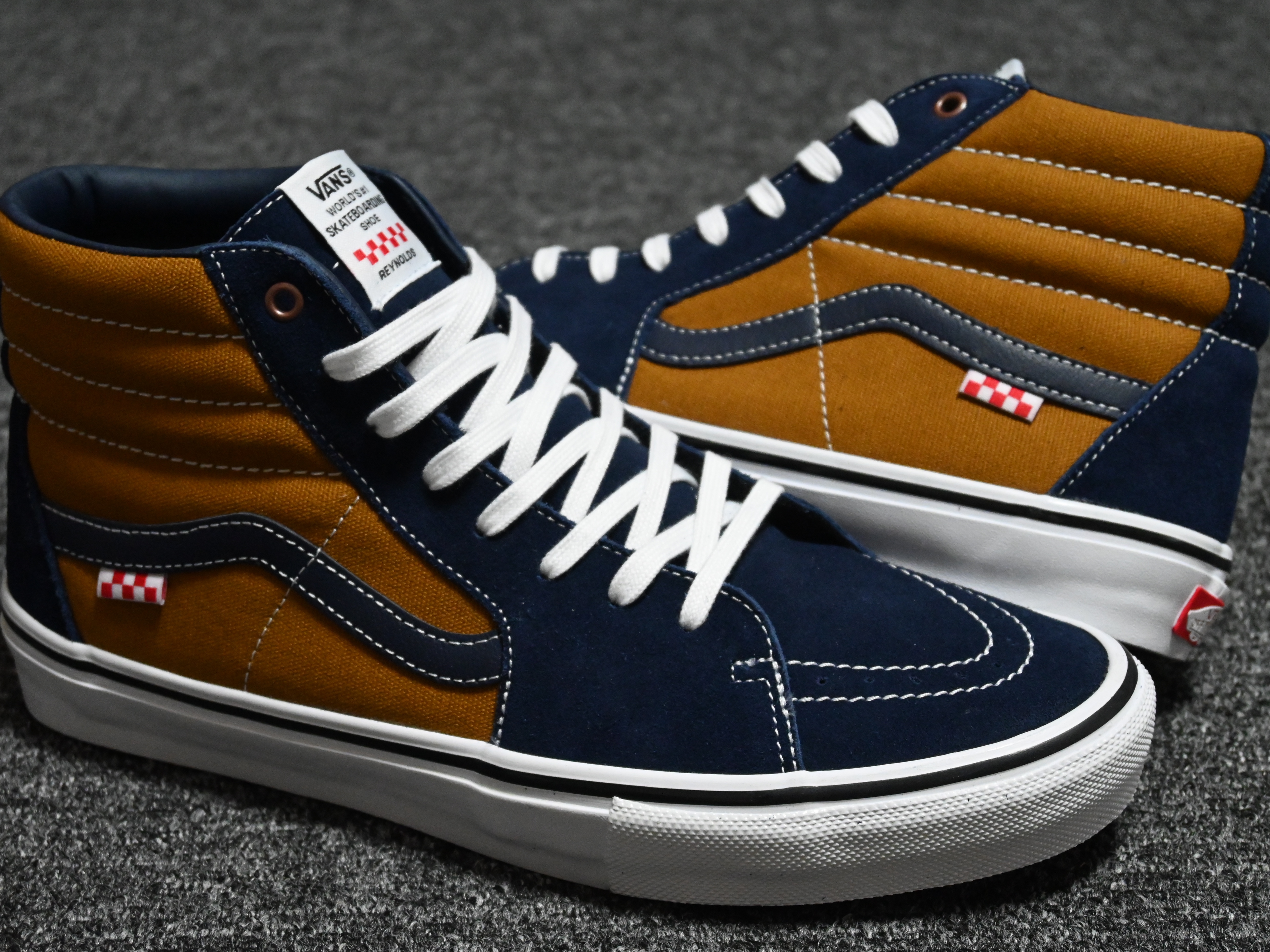 Vans x Dane Reynolds Skate Sk8-Hi Navy Golden Brown 착용 스타일