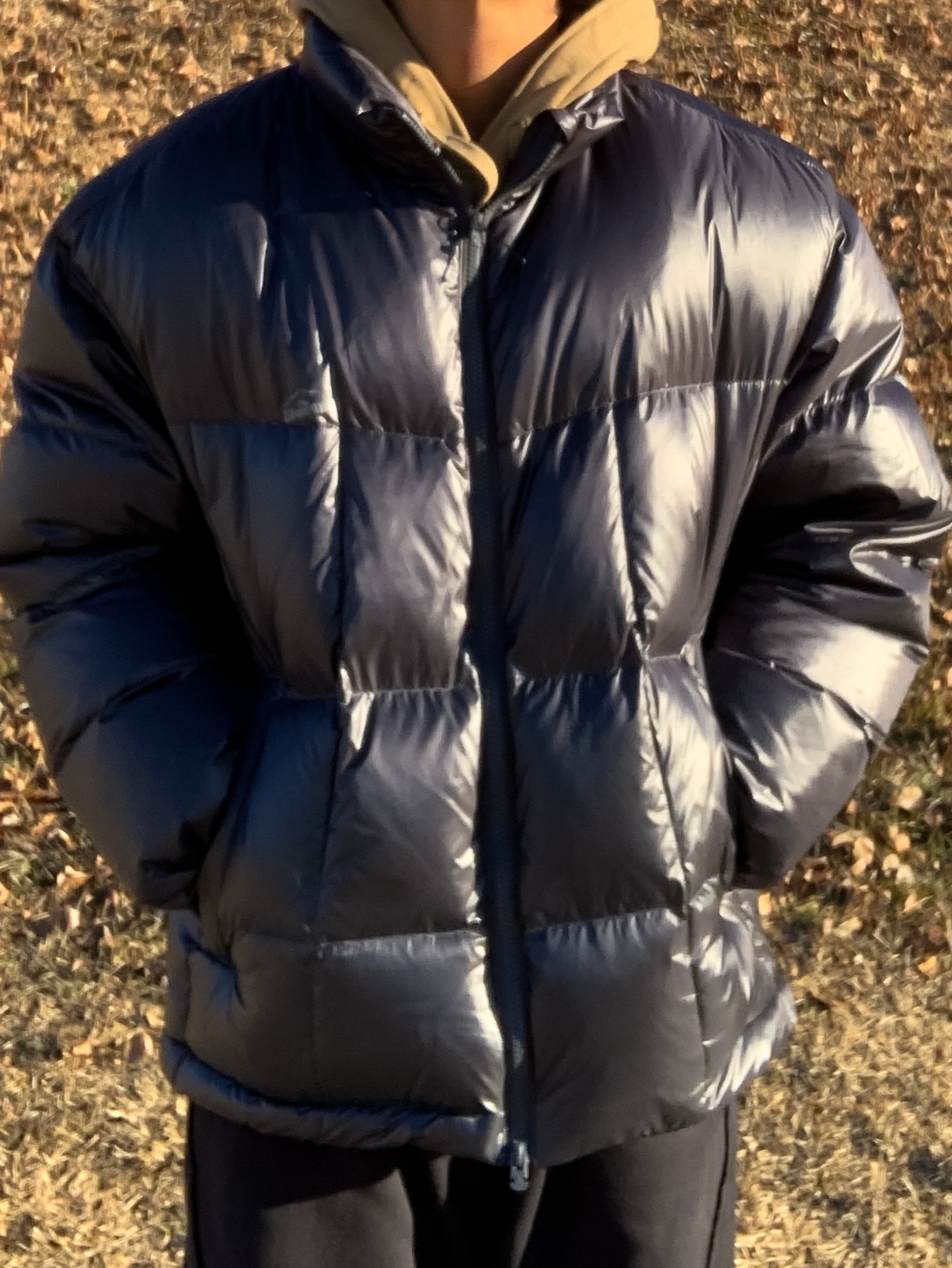 Wildthings Mountain Field Down Puffer Graphite 착용 스타일 - 8