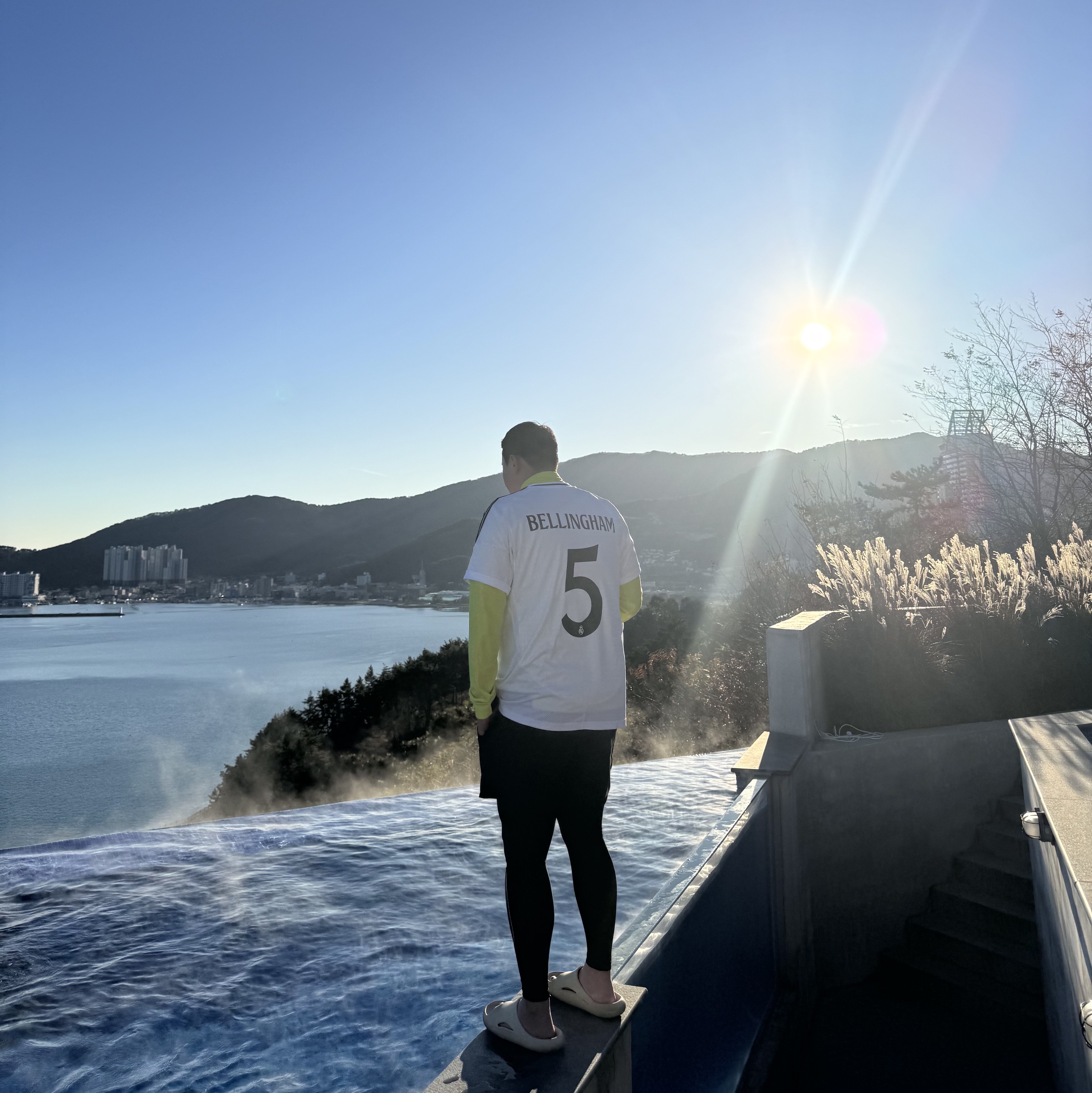 Adidas Real Madrid 2024/25 Home Jersey White - KR Sizing (Non Marking Ver.) 착용 스타일