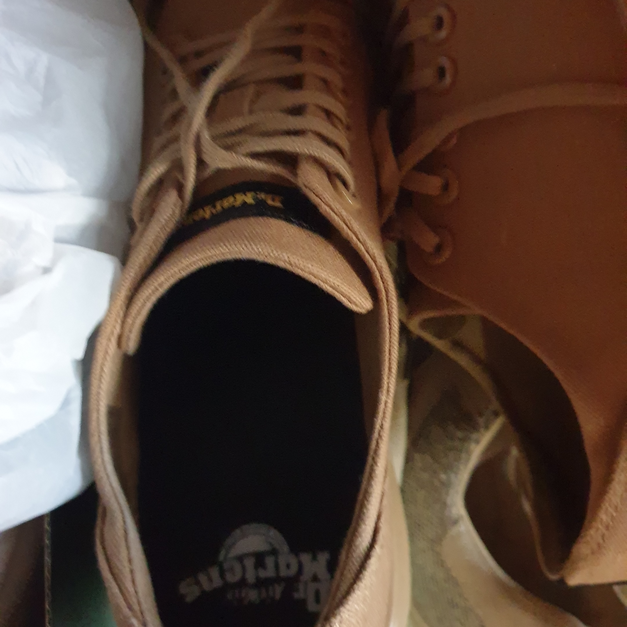 Dr. Martens Dante 10oz Canvas Savannah Tan 착용 스타일 - 1