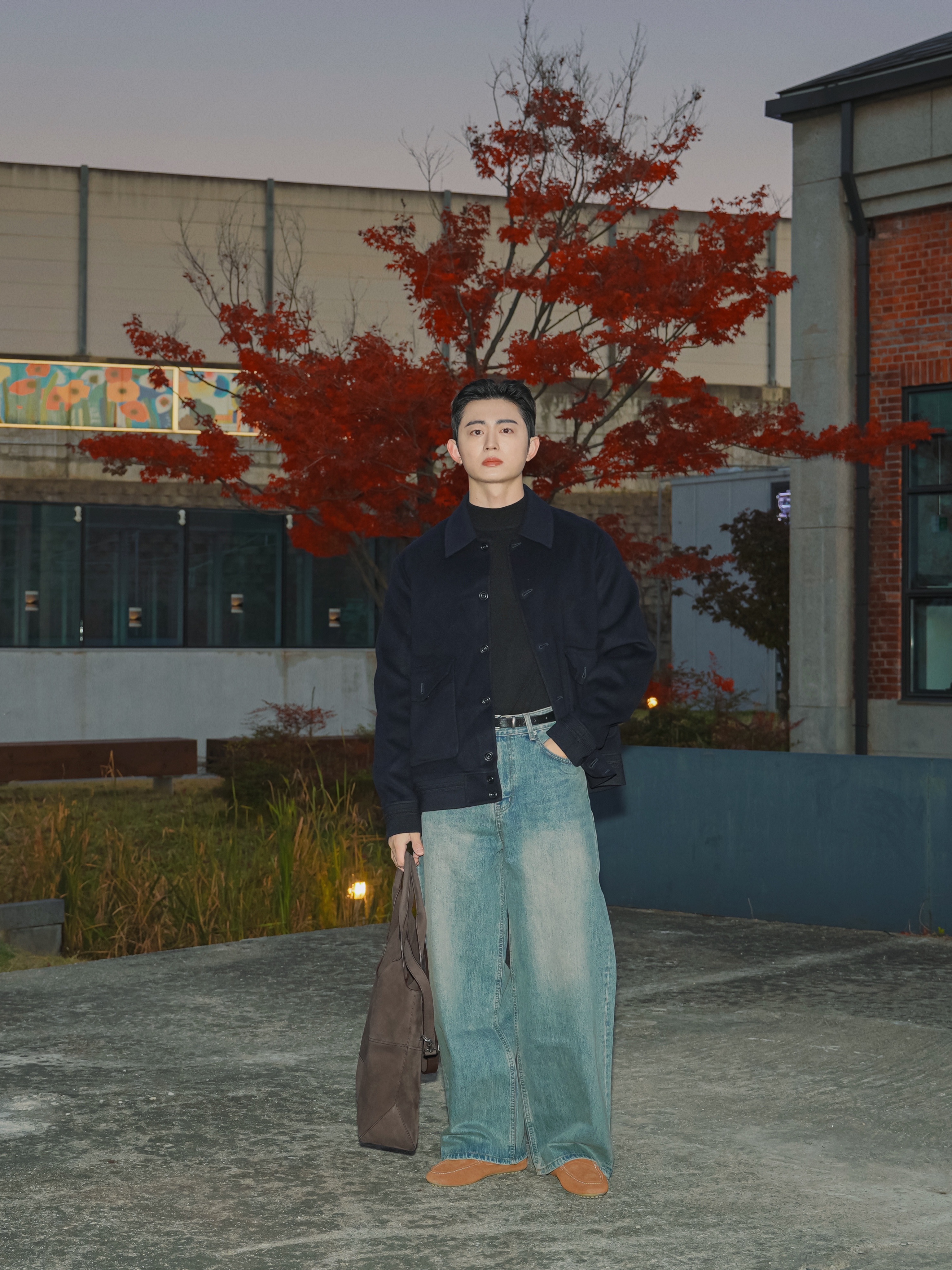 DIVEIN Loosed Wide Denim Pants Washed Blue 착용 스타일 - 1