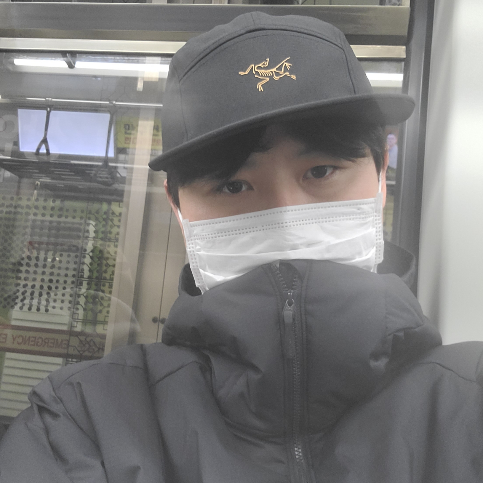 Arc'teryx Calidum 5 Panel Cap Black 착용 스타일