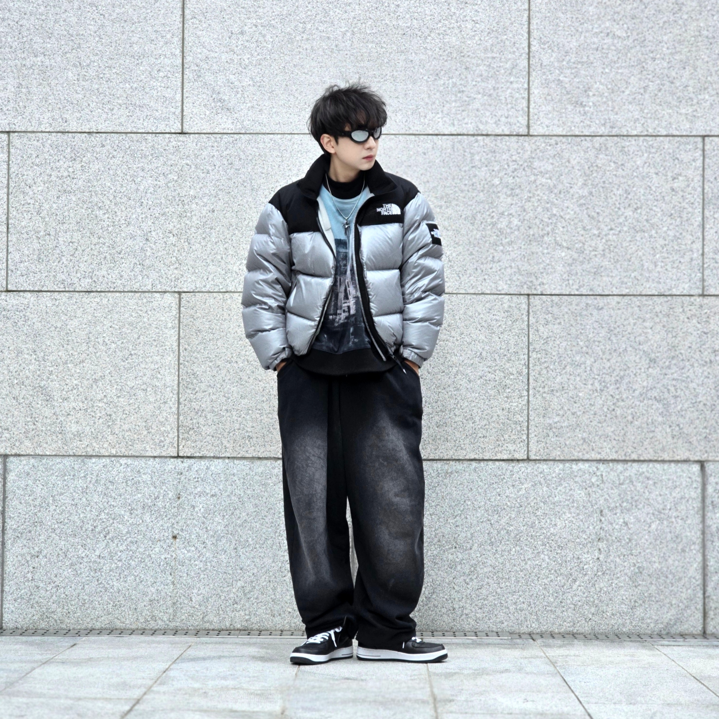 The North Face White Label Novelty Nuptse Down Jacket Heather Gray, Nike x Stussy Air Force 1 '07 Mid SP Black 착용 스타일 - 2