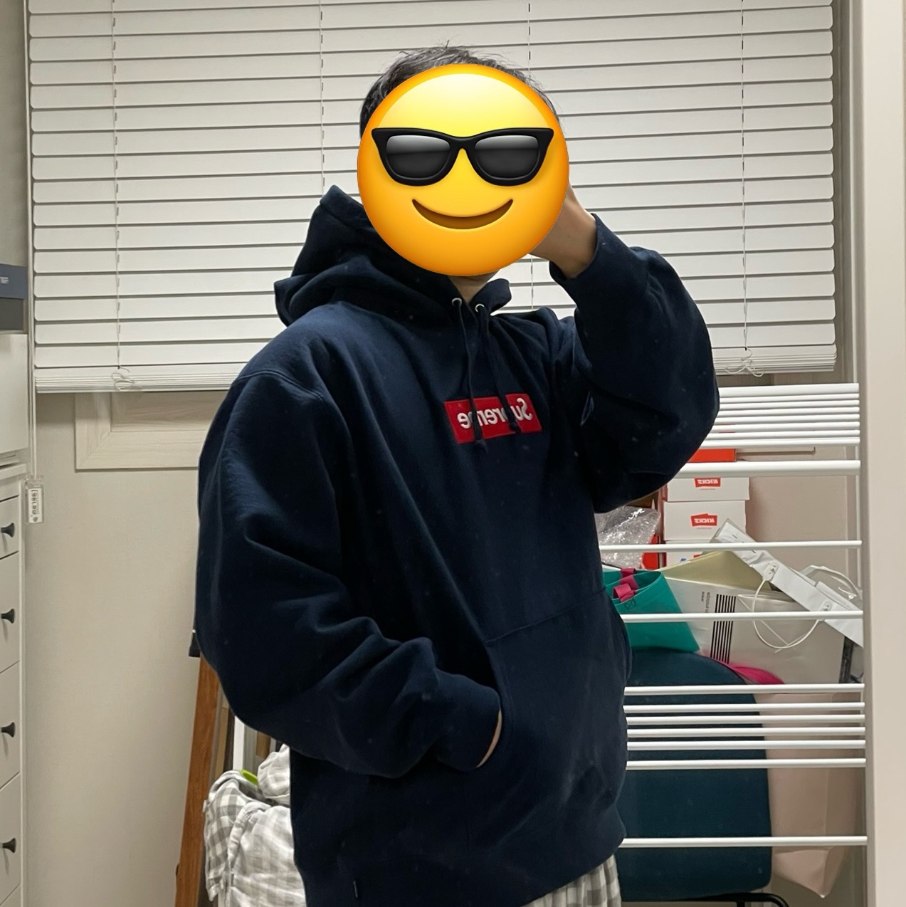 Supreme Box Logo Hooded Sweatshirt Navy - 24FW, Supreme Box Logo Hooded Sweatshirt Heather Grey - 24FW 착용 스타일 - 3