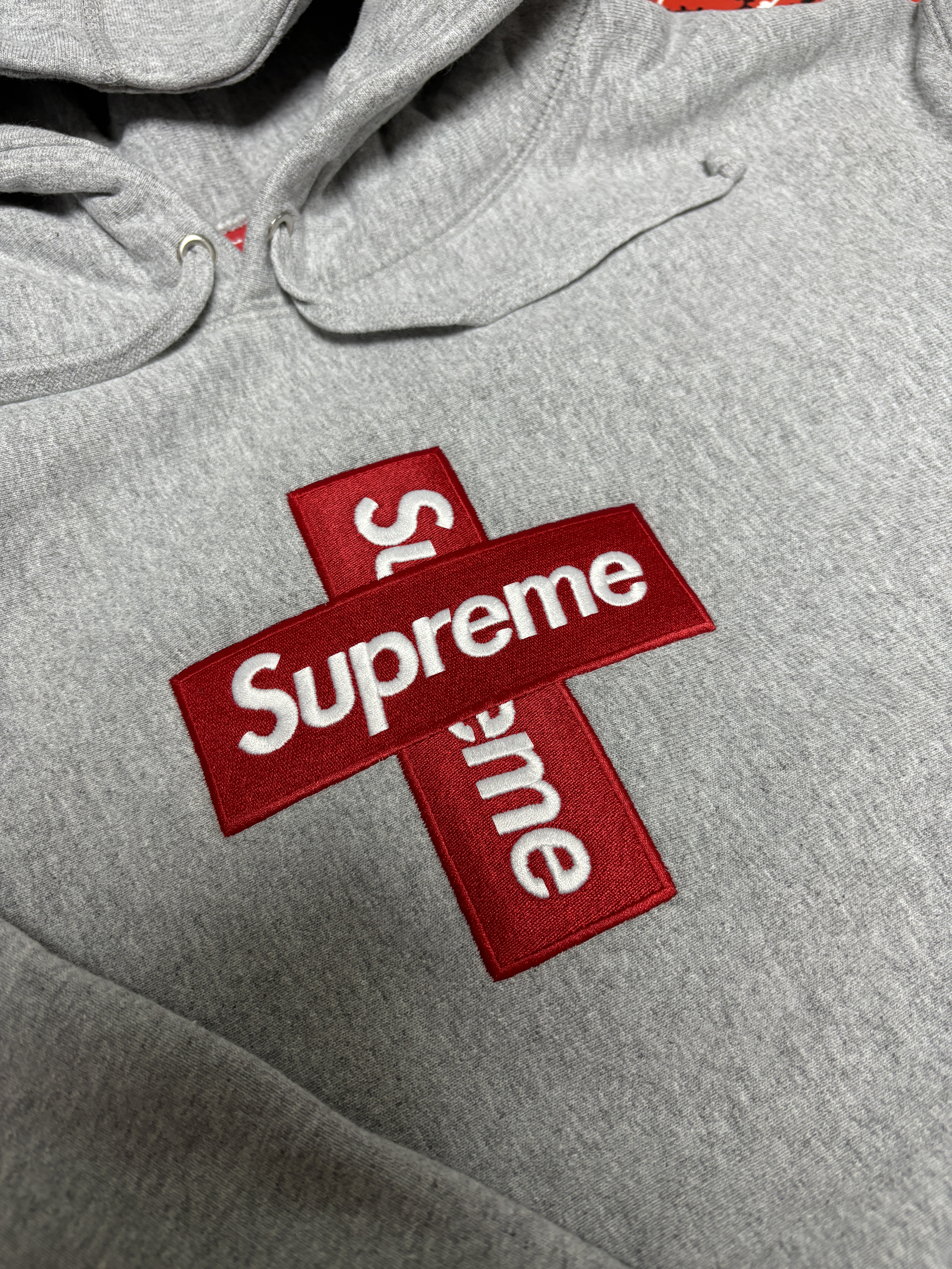Supreme Cross Box Logo Hooded Sweatshirt Heather Grey - 20FW 착용 스타일 - 2