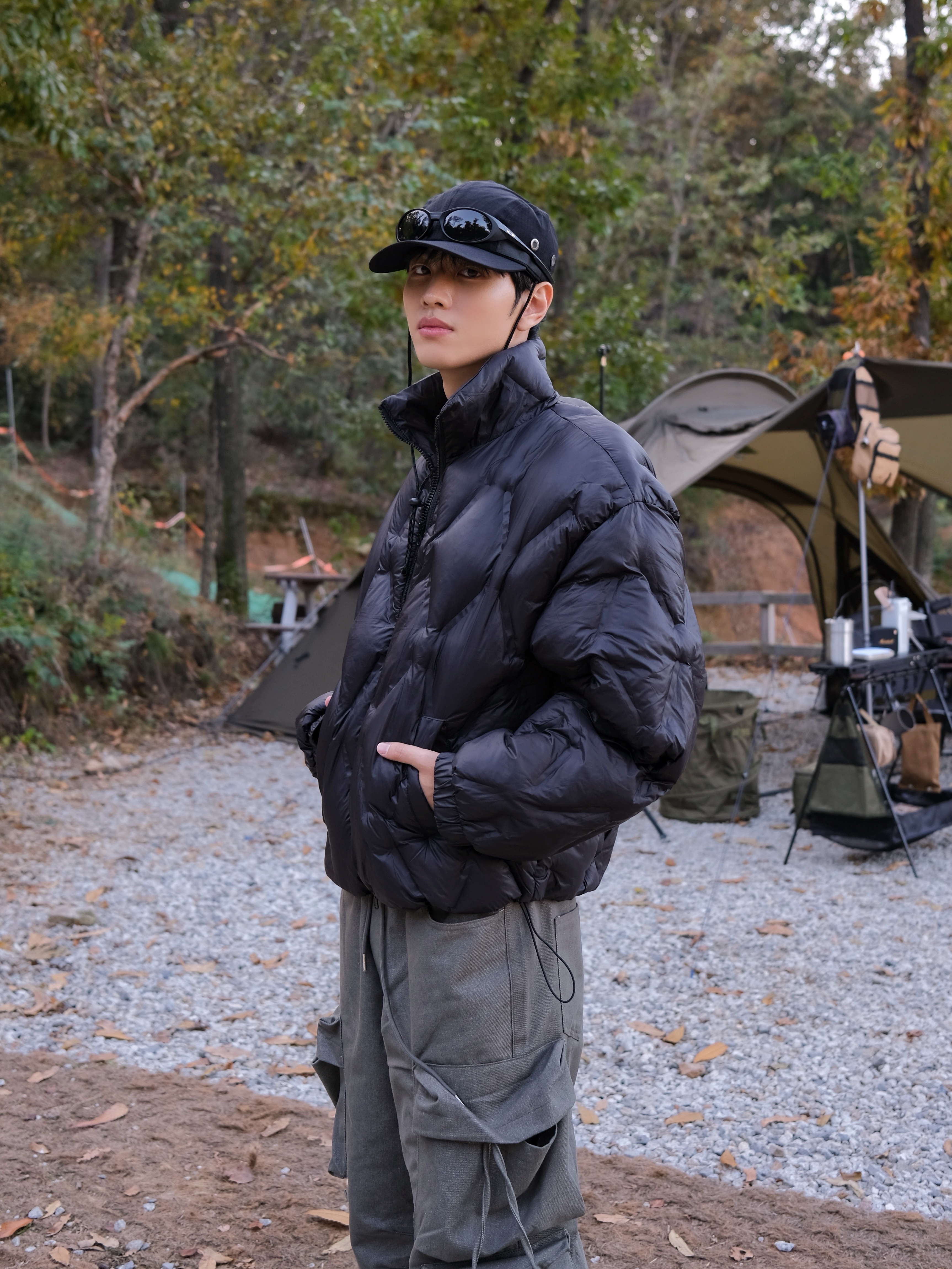 Oakley Eye Jacket Redux Matte Black Frame Prizm Grey Lenses High Bridge Fit 착용 스타일 - 3