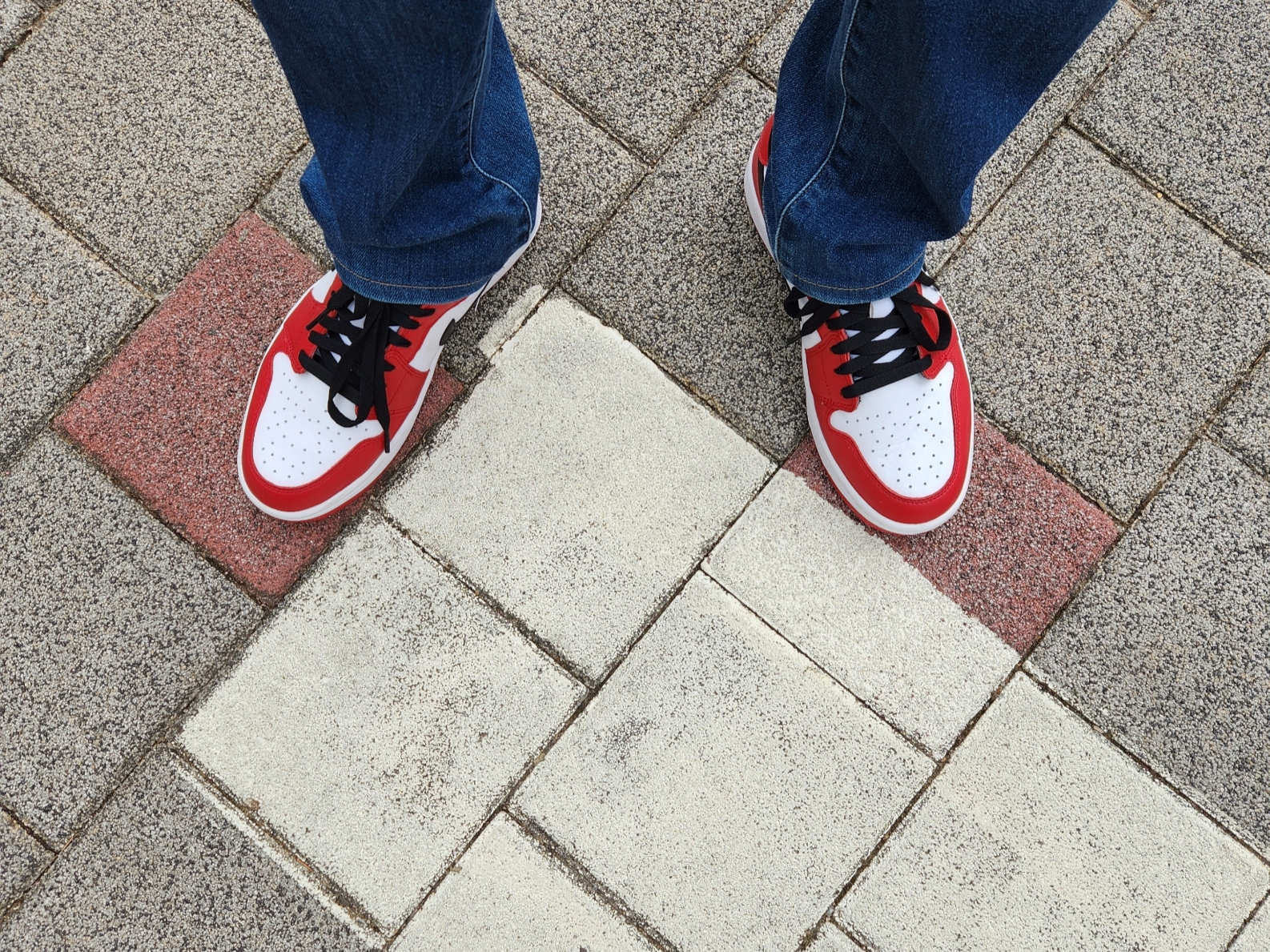 Jordan 1 Low Golf Chicago 착용 스타일