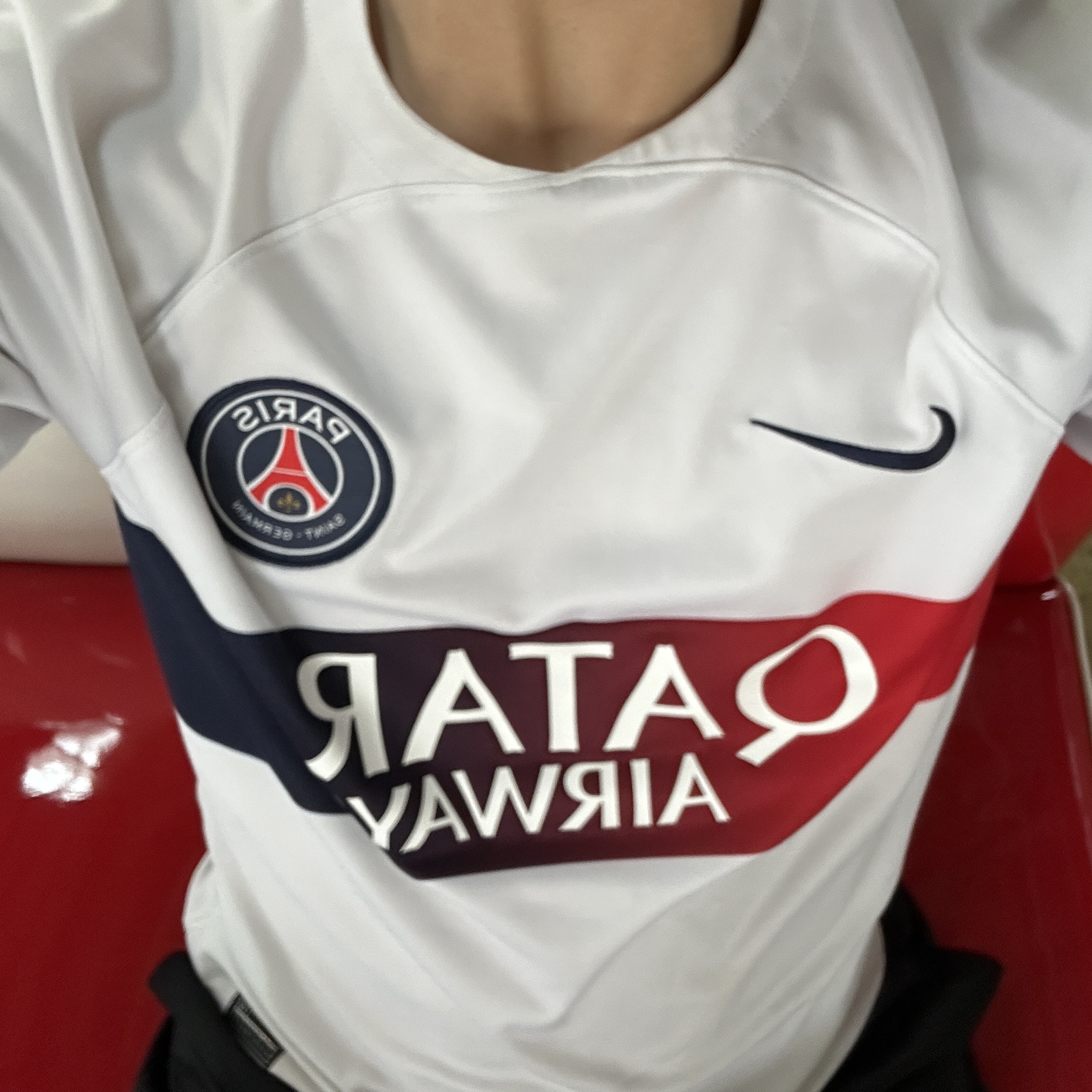 Nike Paris Saint-Germain 2023/24 Dri-Fit Stadium Away Jersey White Midnight Navy (Non Marking Ver.) 착용 스타일
