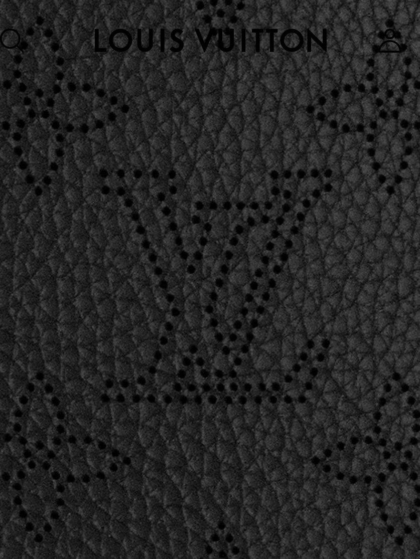 Louis Vuitton Bella Tote Bag Black 착용 스타일 - 6