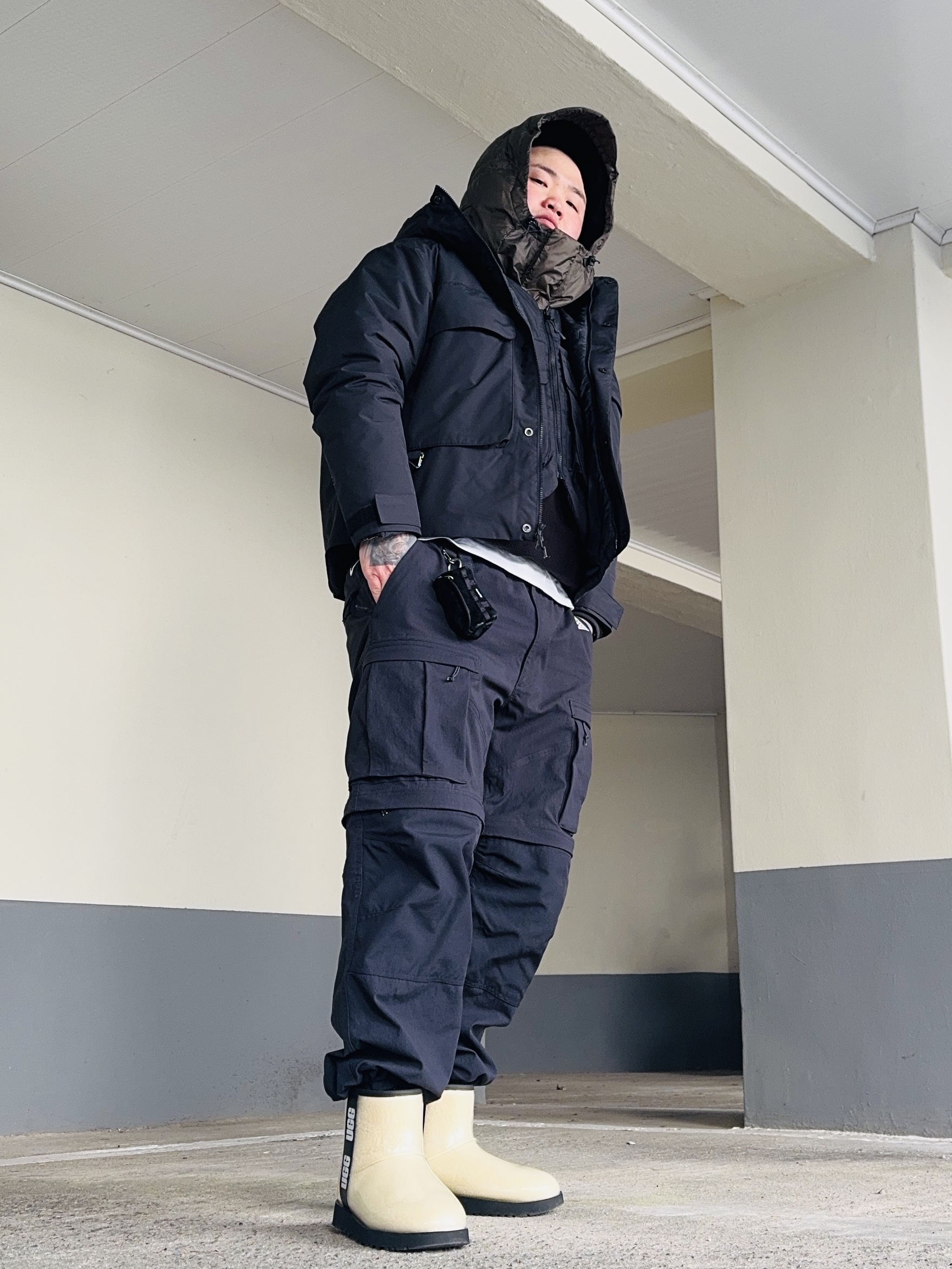 Palace Cordura RS Coin Wallet Black Graphite - 24FW, Nike ACG Smith Summit Cargo Pants Black Anthracite - Asia 착용 스타일