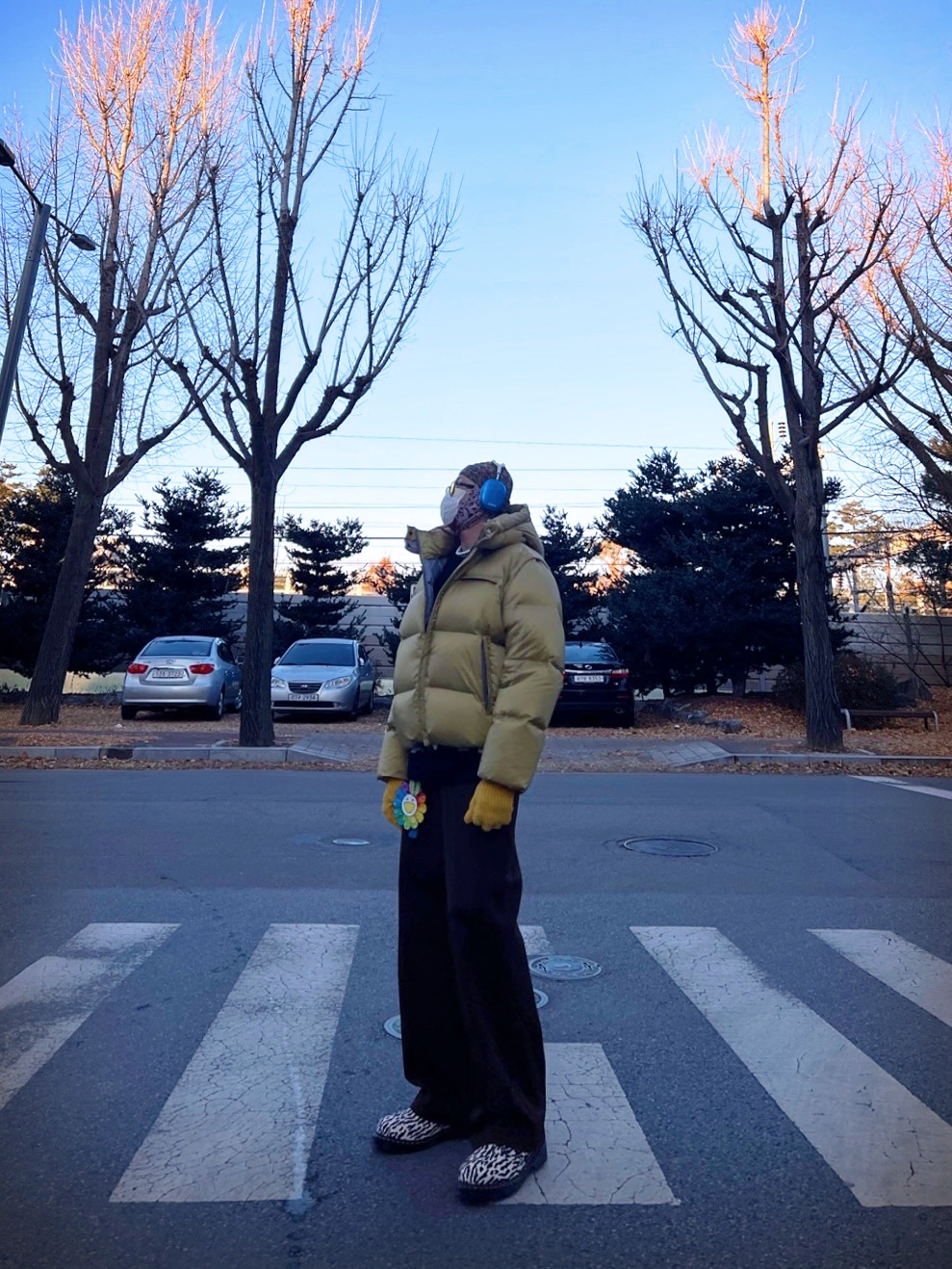 Dr. Martens x Wacko Maria 1461 Tiger Camo Hair On Black White, Kaikai Kiki Flower Rubber Keyring Over The Rainbow 착용 스타일