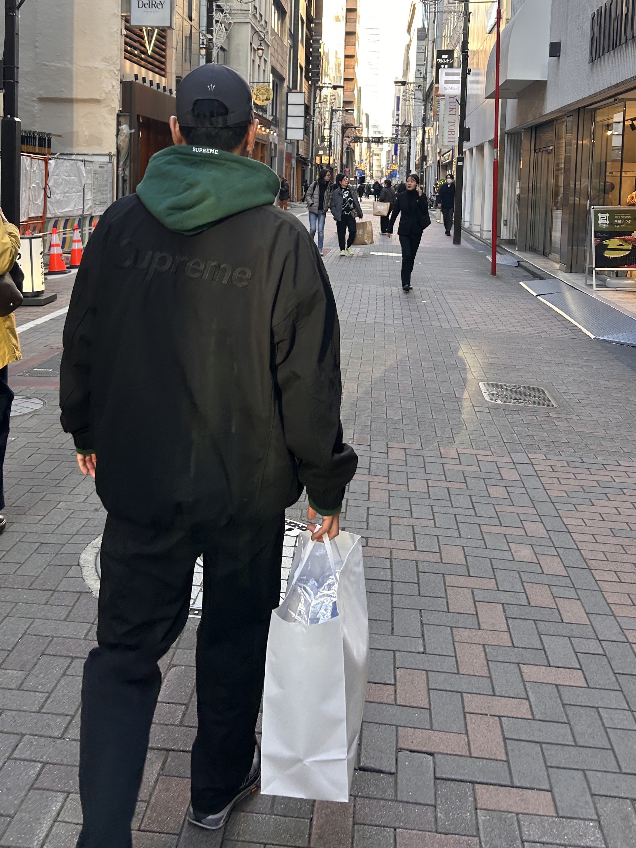 Supreme x Umbro Cotton Ripstop Track Jacket Black - 23FW 착용 스타일