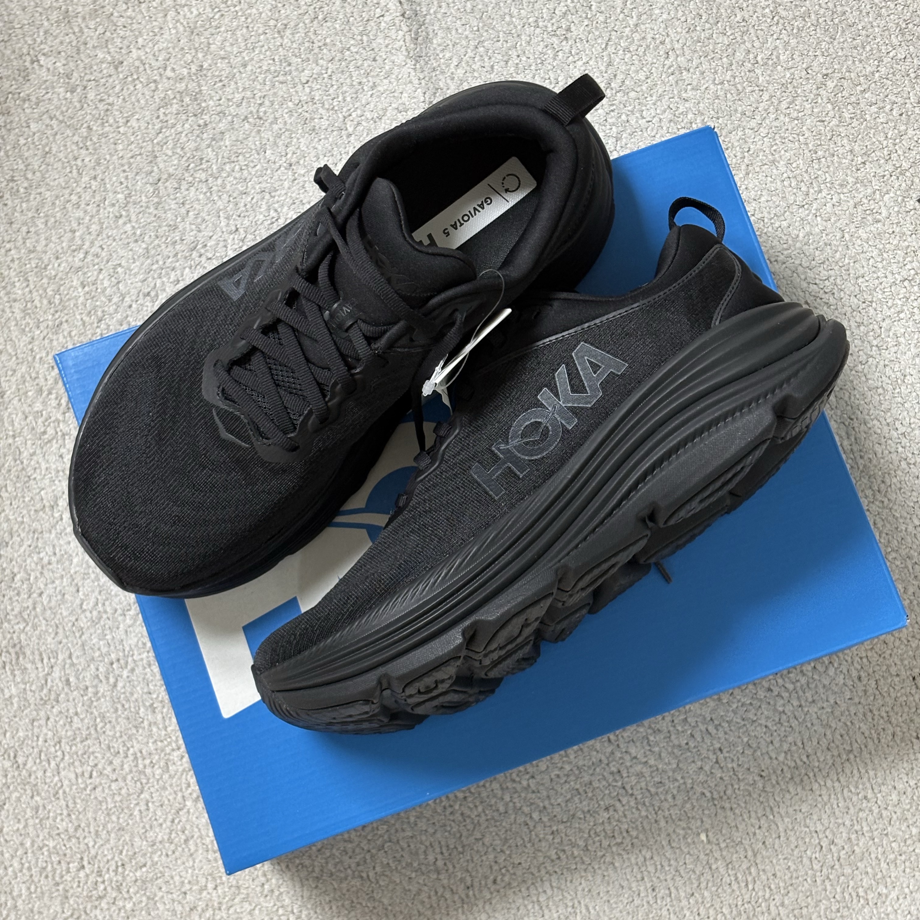 Hoka Bondi 8 Black - Wide 착용 스타일
