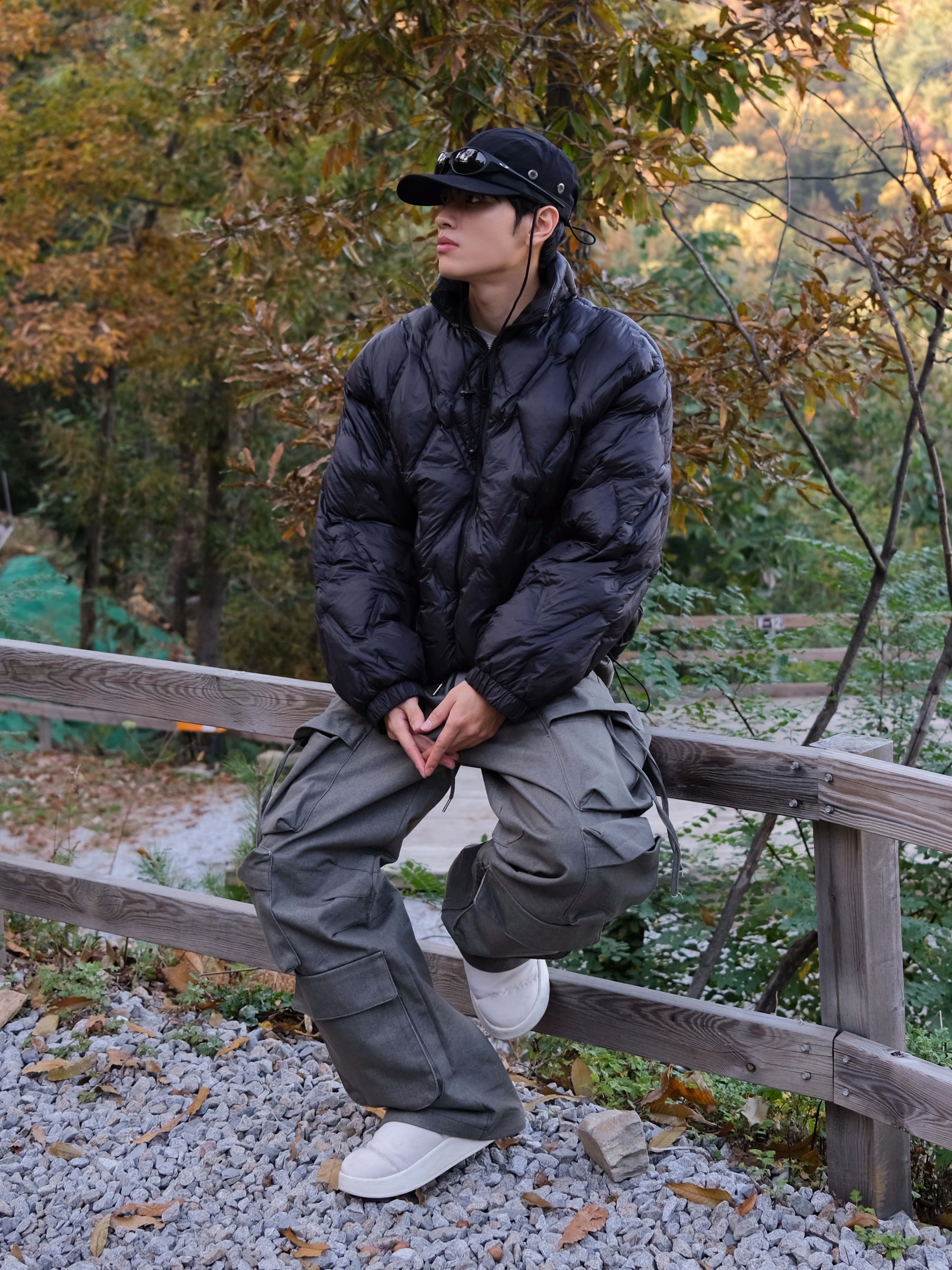 Oakley Eye Jacket Redux Matte Black Frame Prizm Grey Lenses High Bridge Fit 착용 스타일 - 5