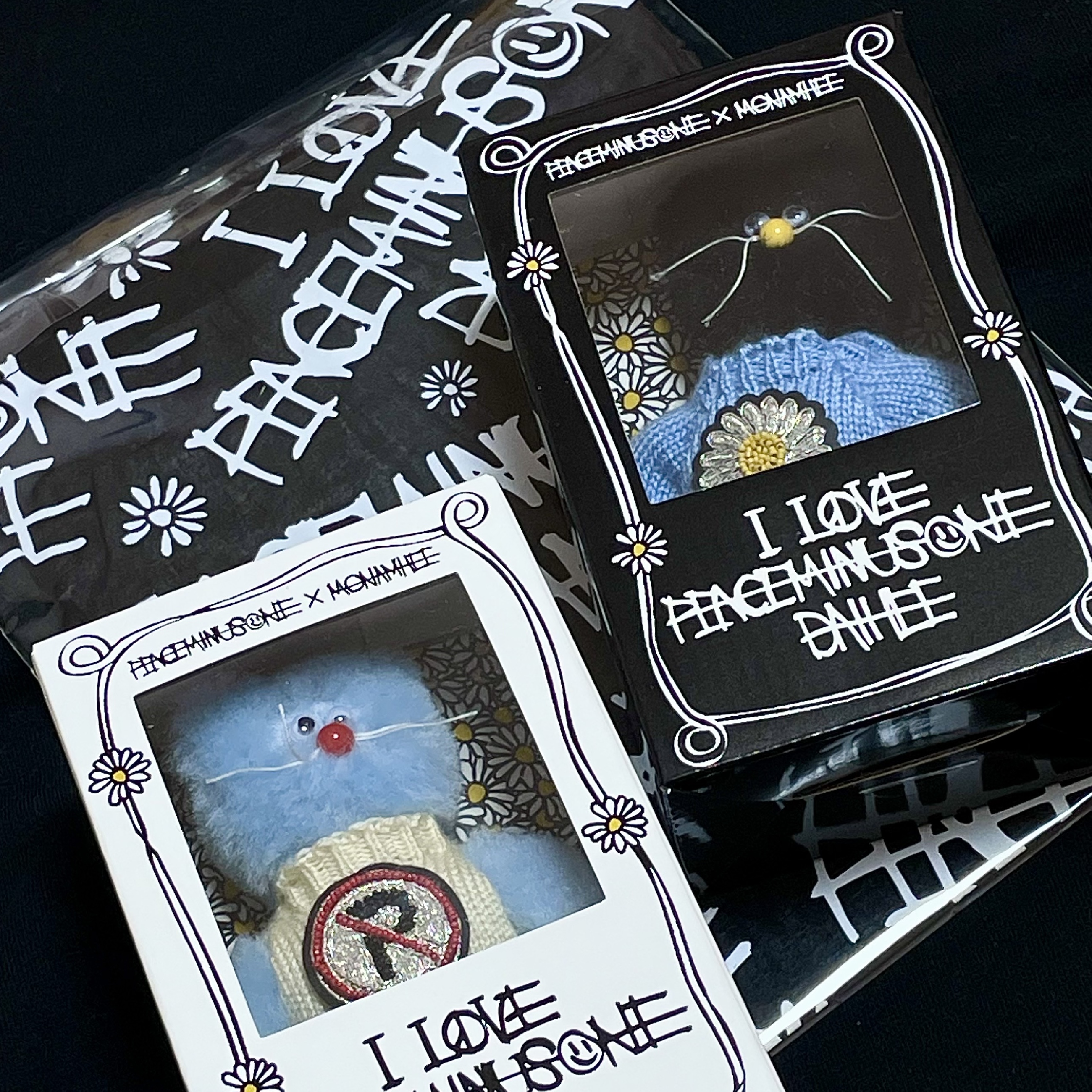 Monamhee x Peaceminusone Daihee Plush Keyring, Monamhee x Peaceminusone Syhee Plush Keyring 착용 스타일