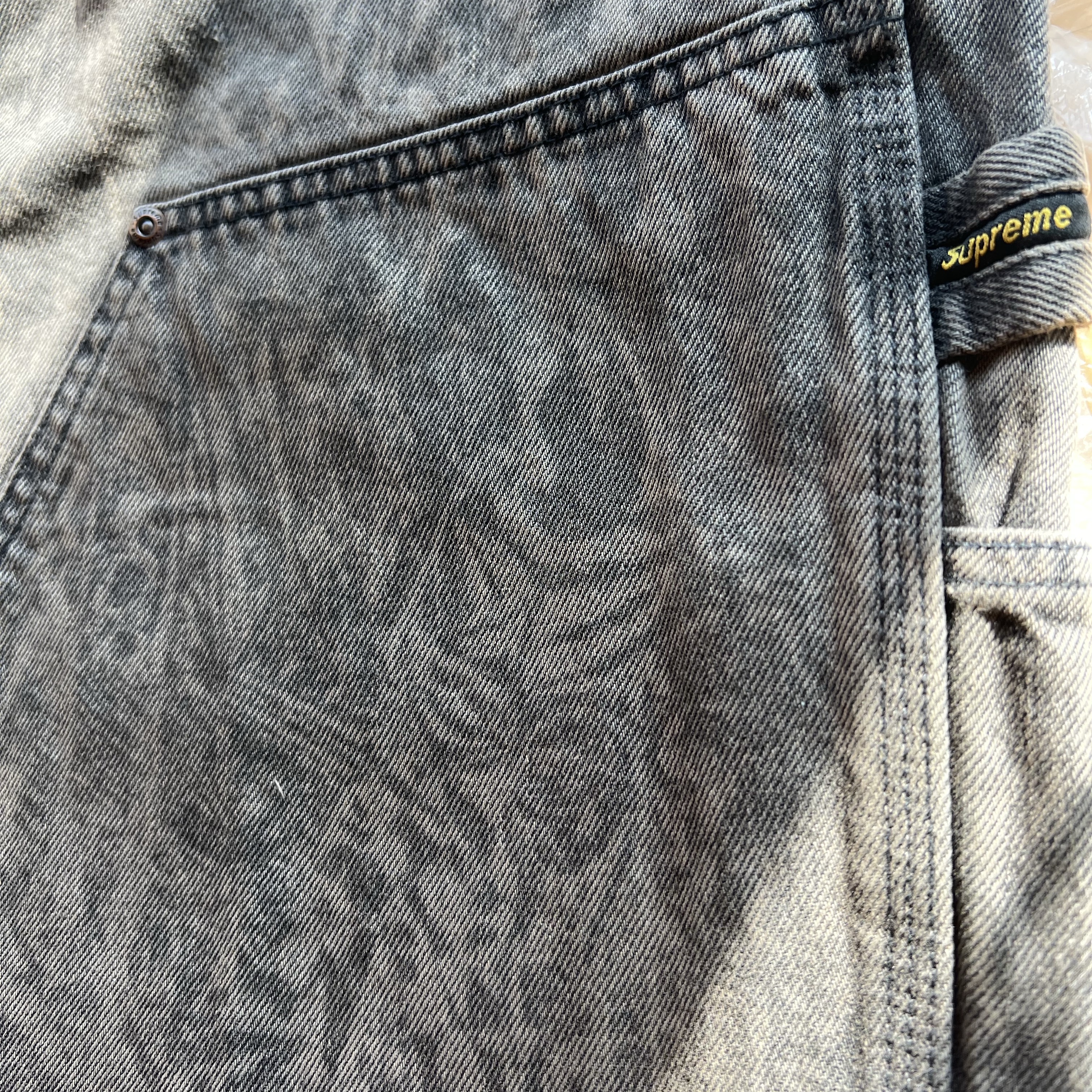Supreme Double Knee Painter Pant Liberty - 24FW 착용 스타일