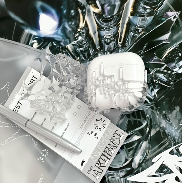 Test Artifact Era Pod4 002 Clear, Test Artifact Era Pod4 001 Clear 착용 스타일 - 1