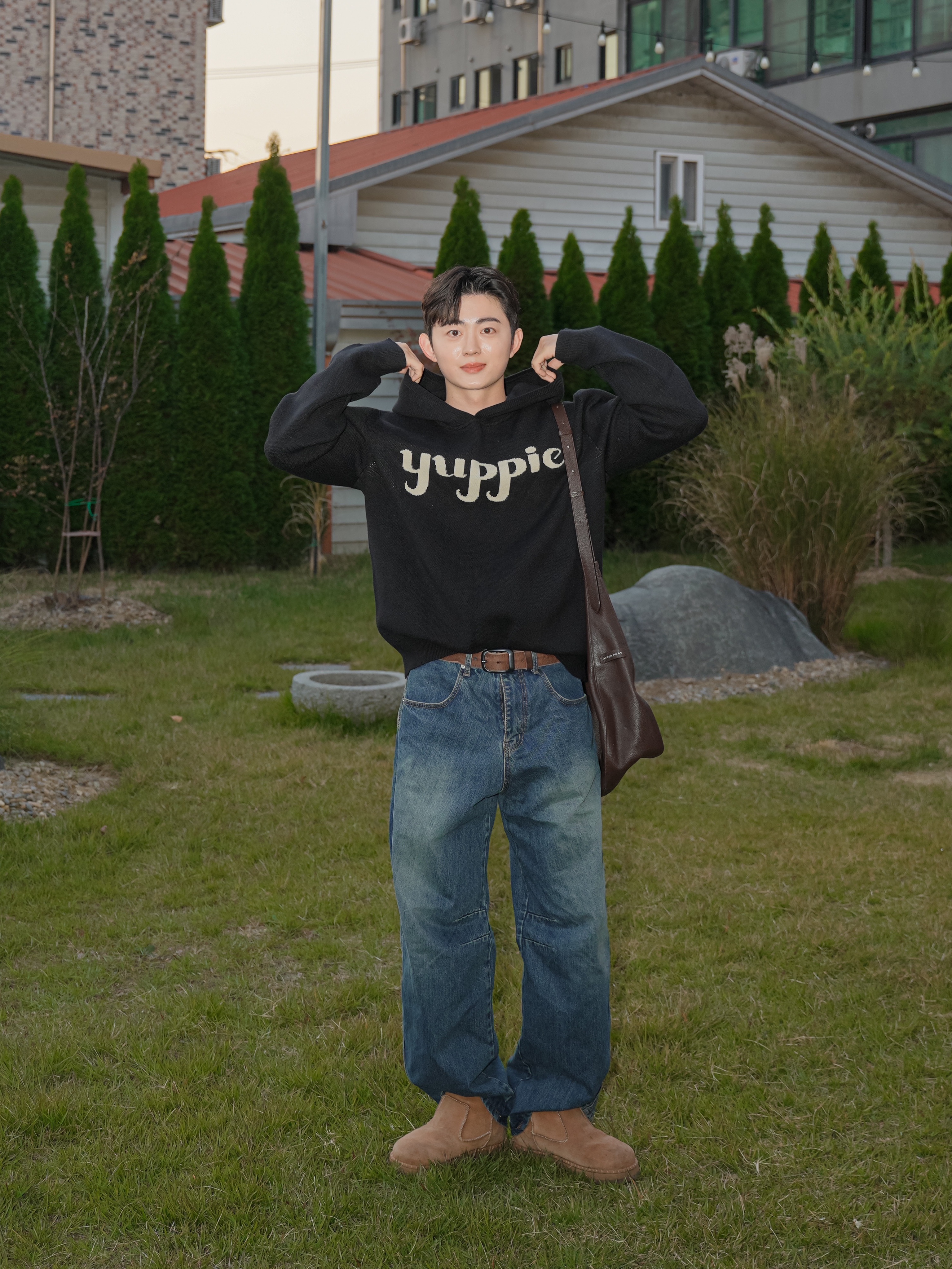 Kinchi Mistake Project Toboo Brown 착용 스타일 - 1