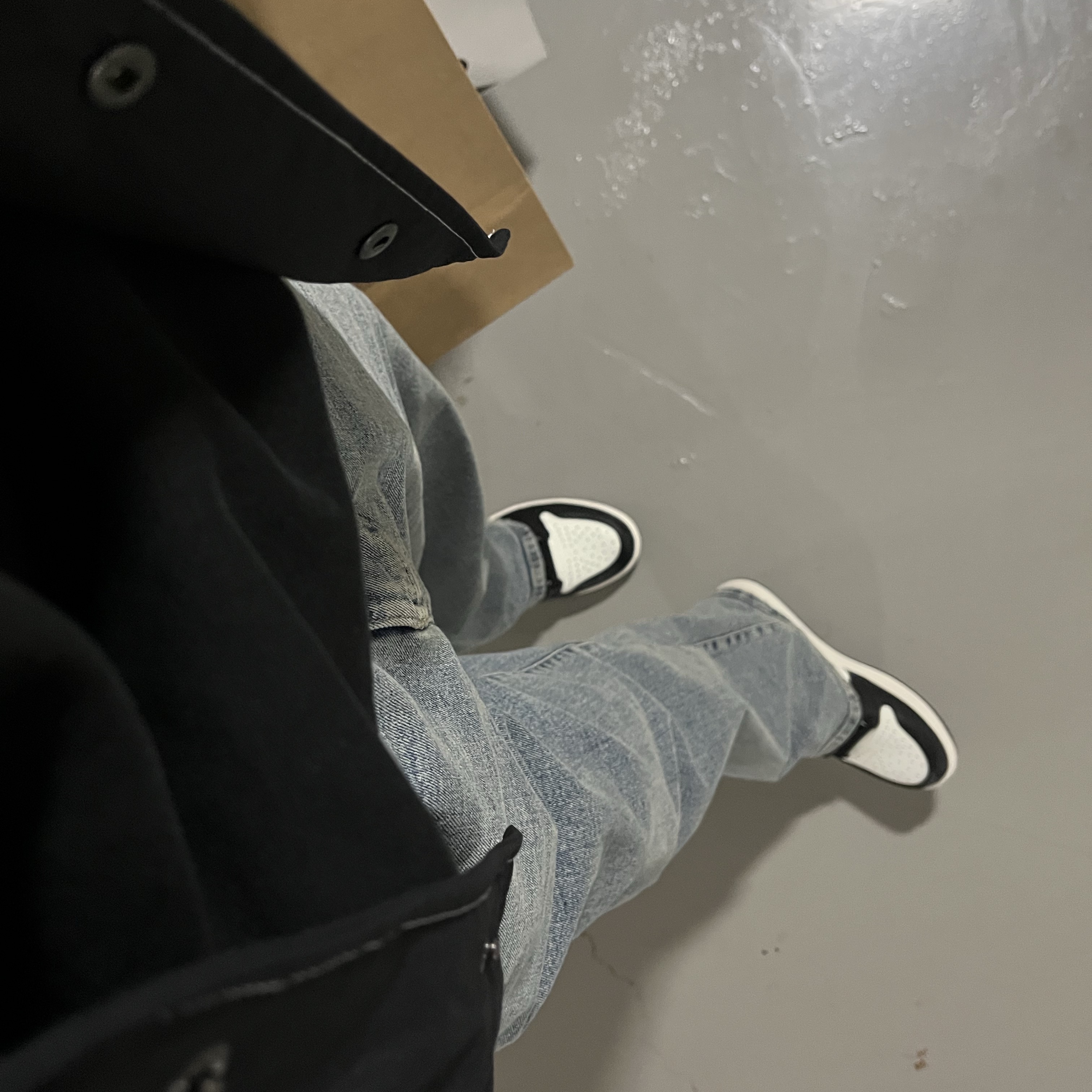 Jordan 1 Retro Low OG Mocha 착용 스타일