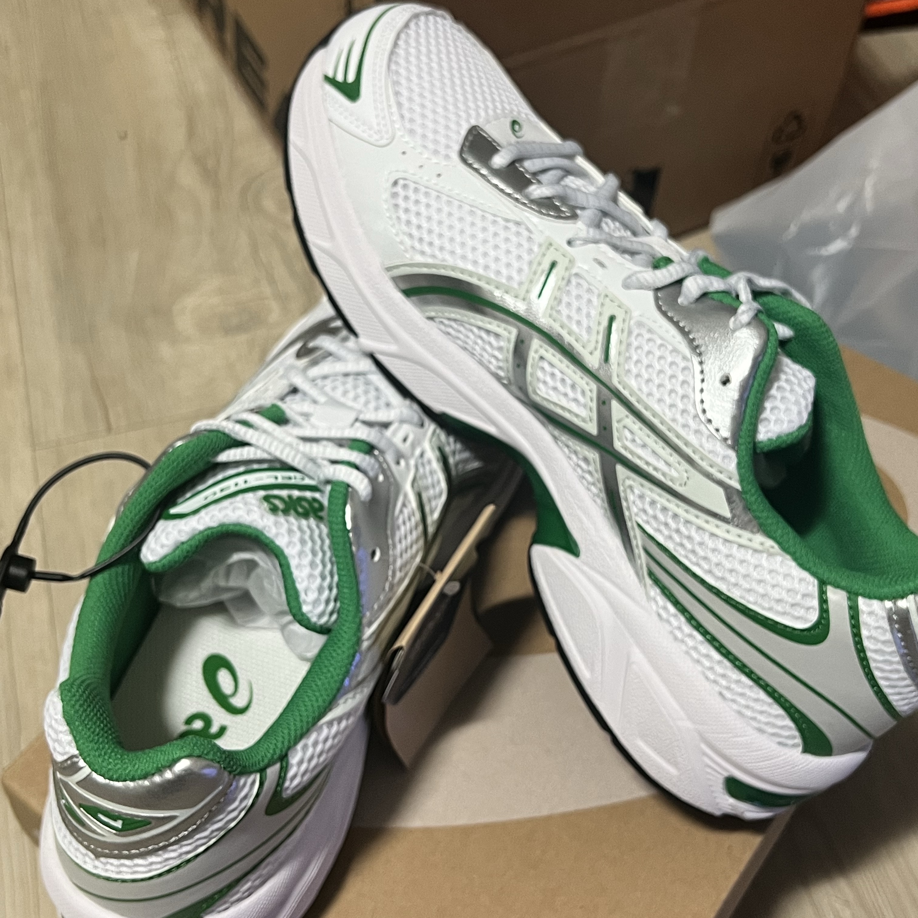 Asics Gel-1130 White Pure Silver - Folder Exclusive 착용 스타일